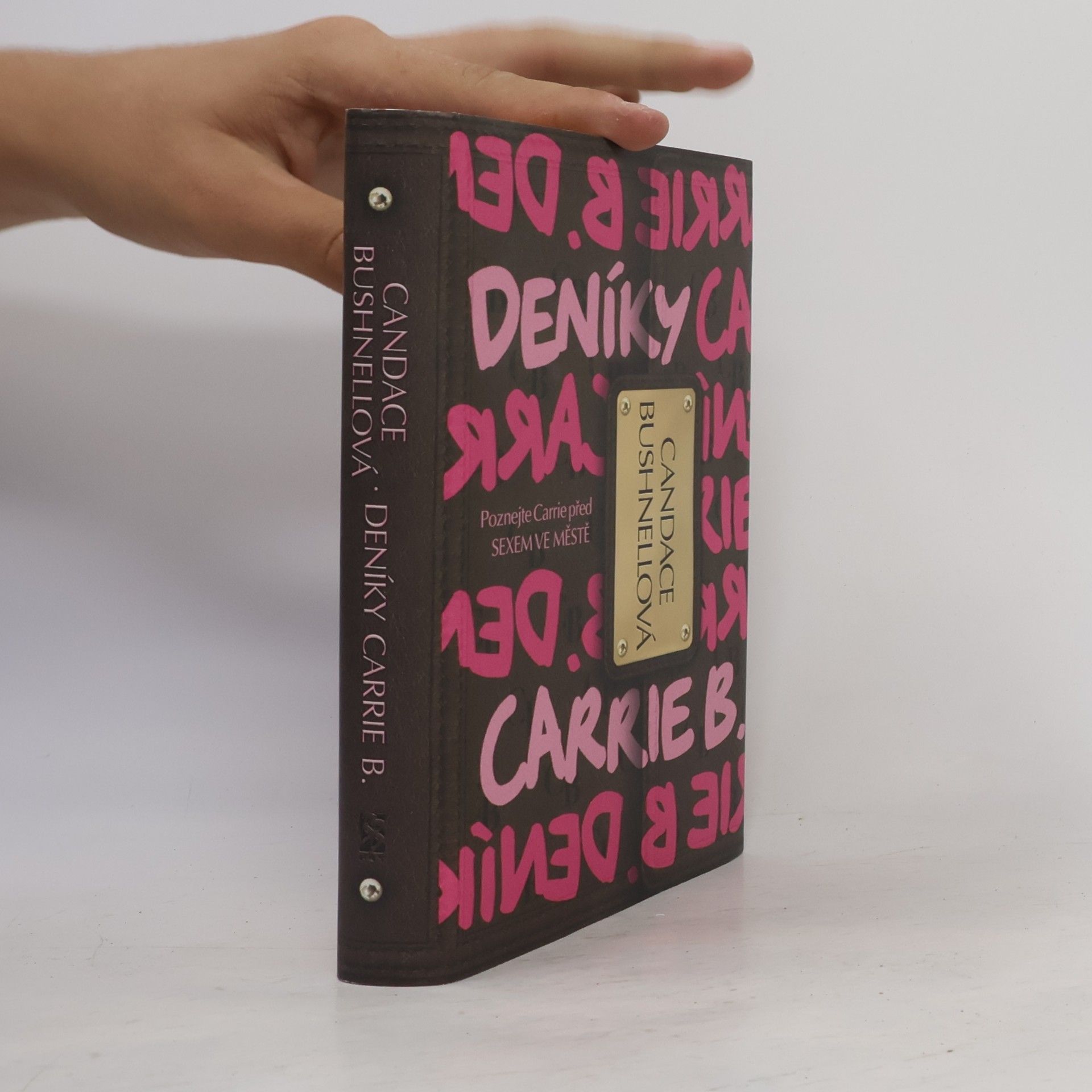 Candace Bushnell Deníky Carrie B.