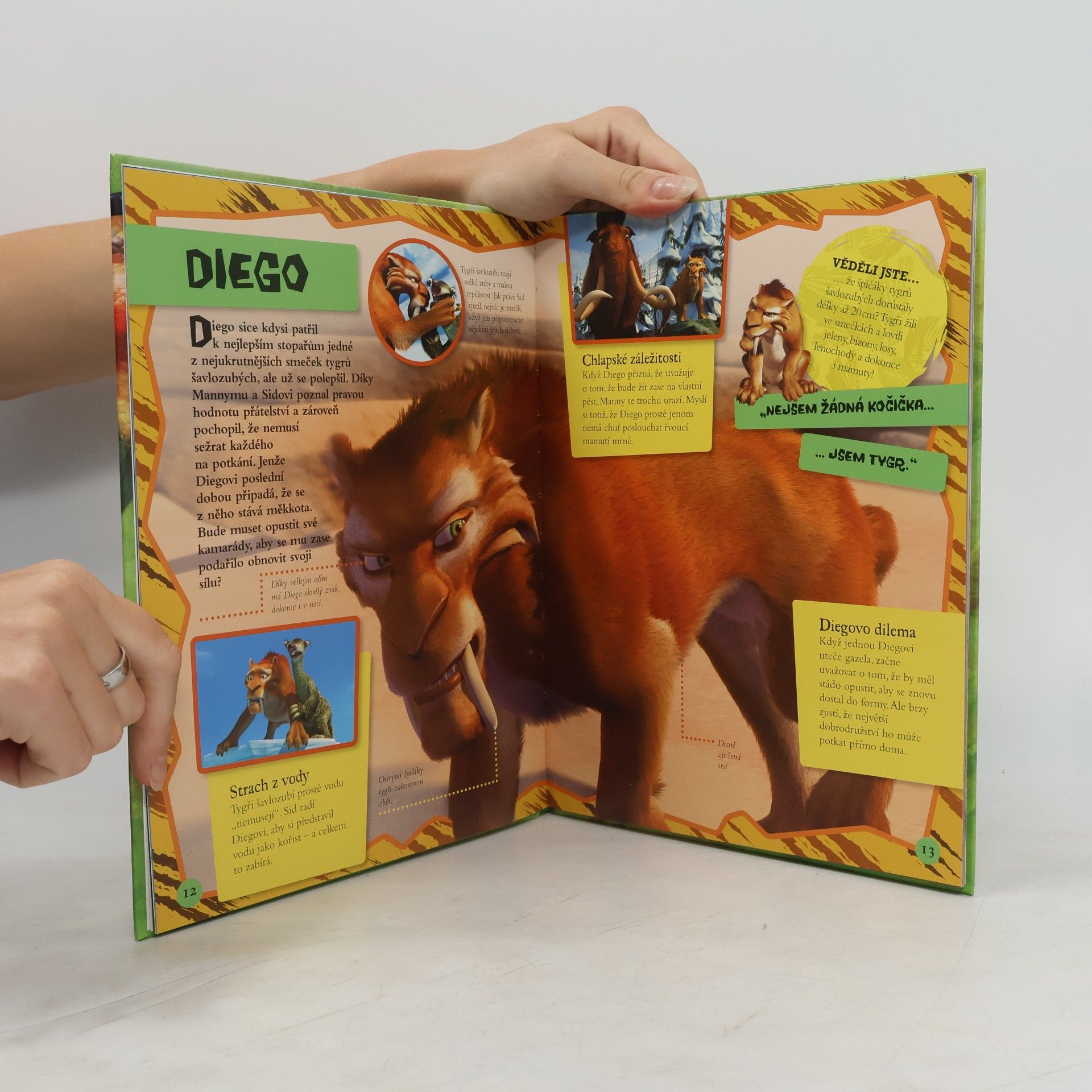 Glenn Dakin Doba ledová 3 - úsvit dinosaurů : obrazový slovník