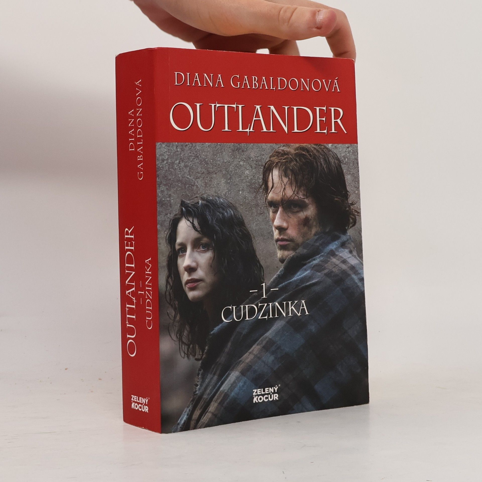 Diana Gabaldon Cudzinka 1