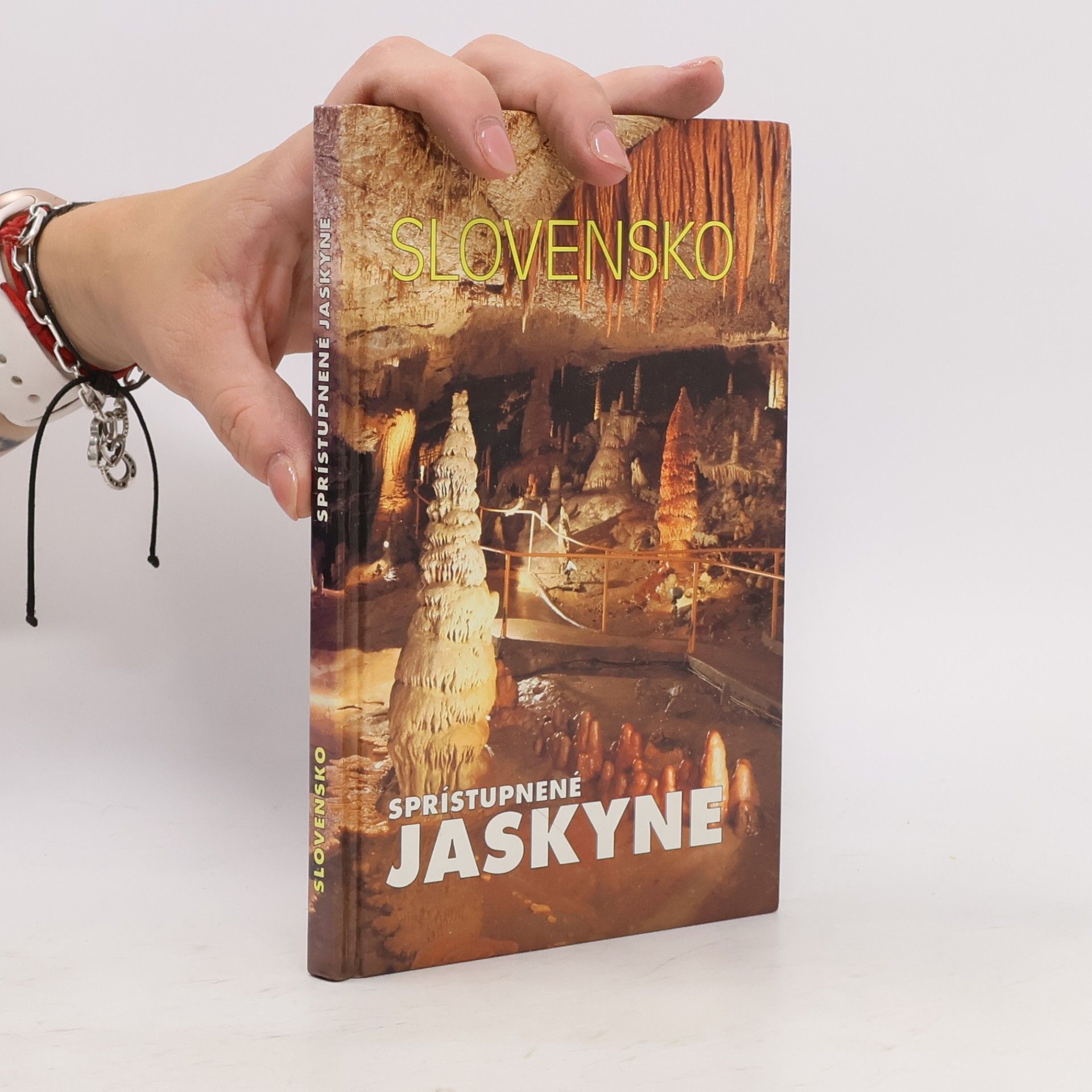 Pavel Bella Slovensko - Sprístupnené jaskyne