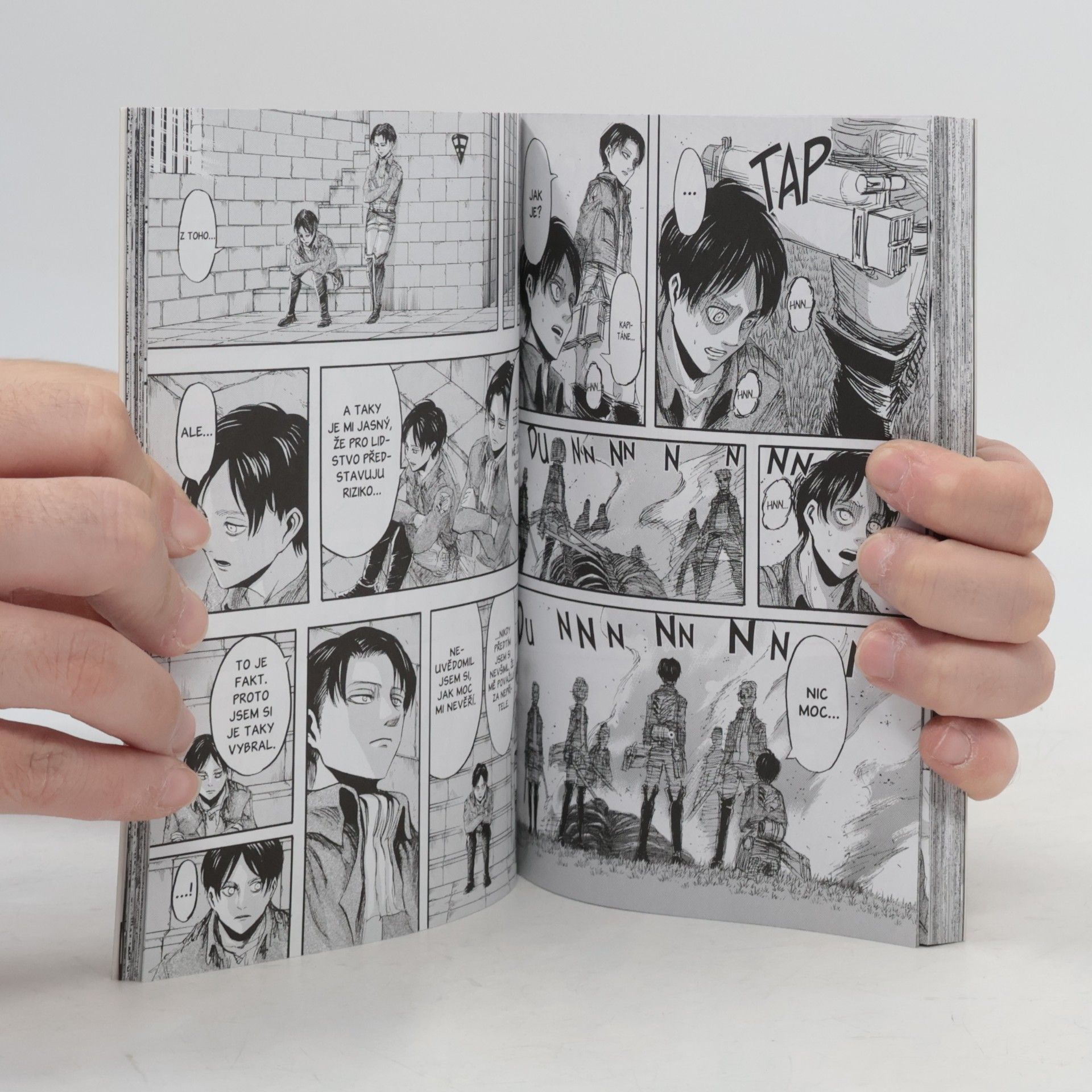 Hajime Isayama Útok titánů. 6