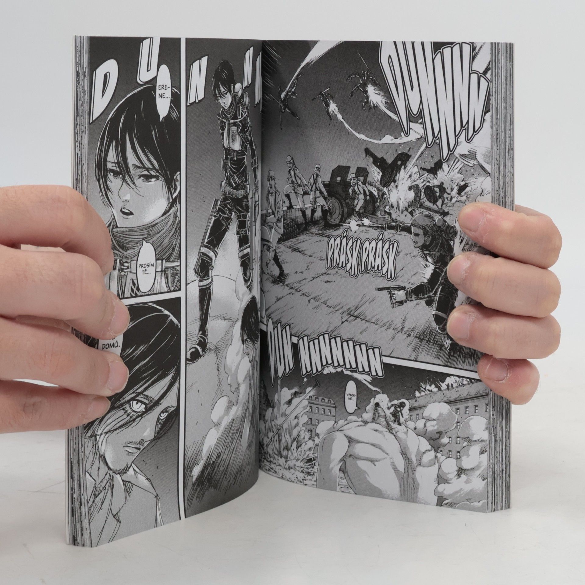 Hajime Isayama Útok titánů 25