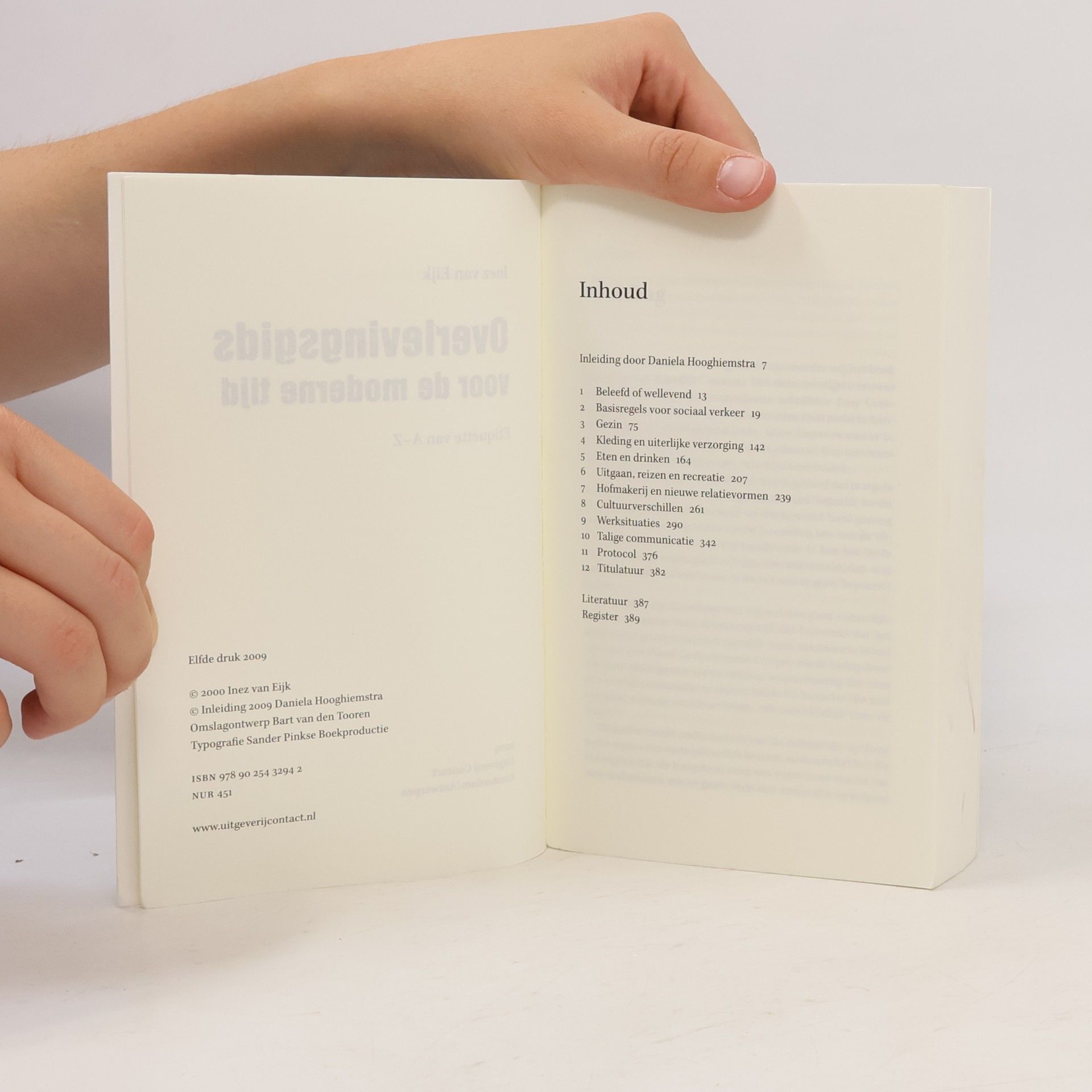 Inez van Eijk Overlevingsgids voor de moderne tijd: etiquette van A-Z