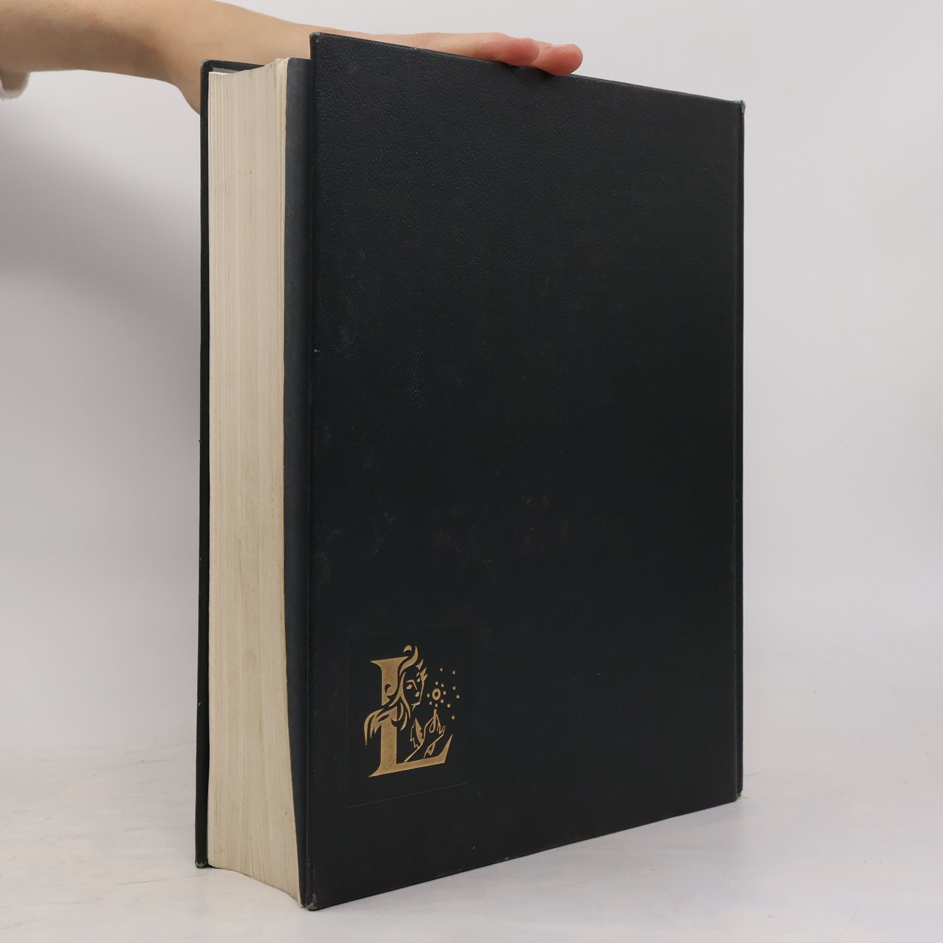 Autorenkollektiv Larousse trois volumes en couleurs 1