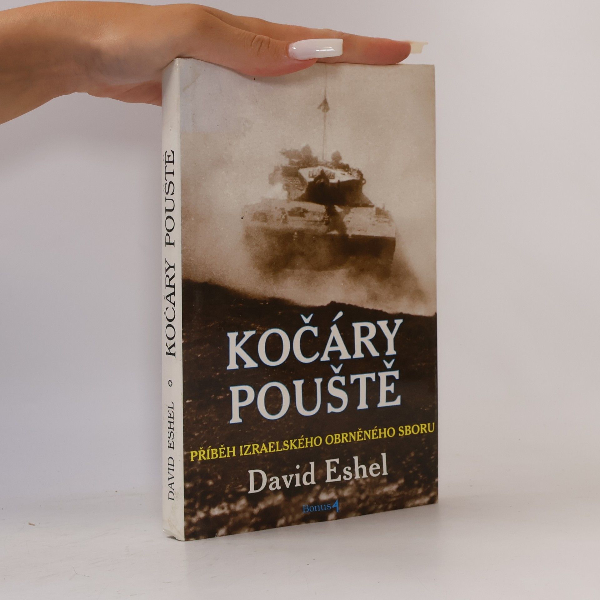 David Eshel Kočáry pouště