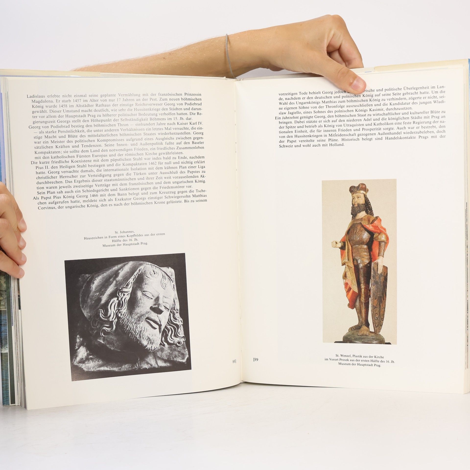 Kolektiv autorů Prag im Herzen Europas