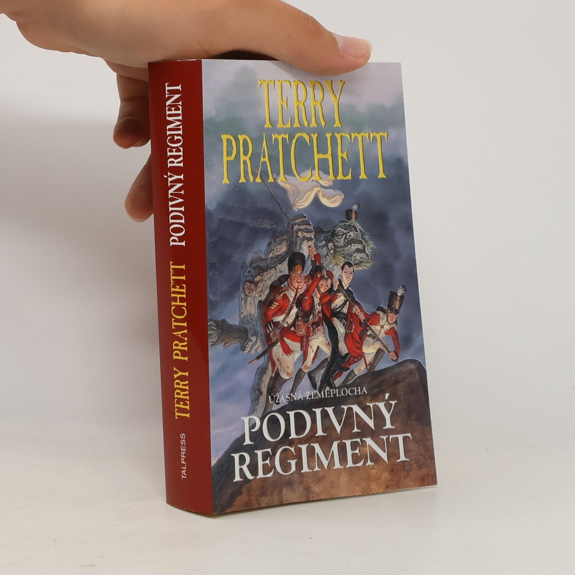Terry Pratchett Podivný regiment
