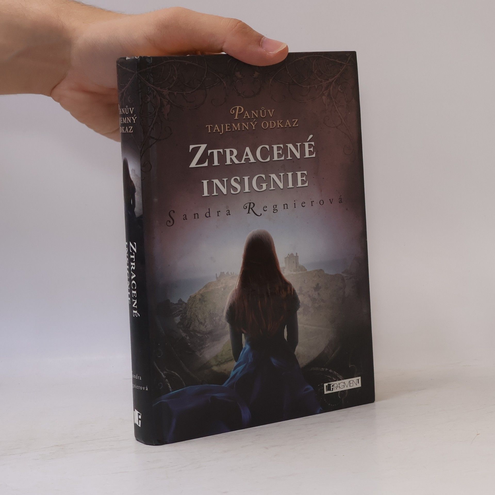 Sandra Regnier Ztracené insignie. Panův tajemný odkaz