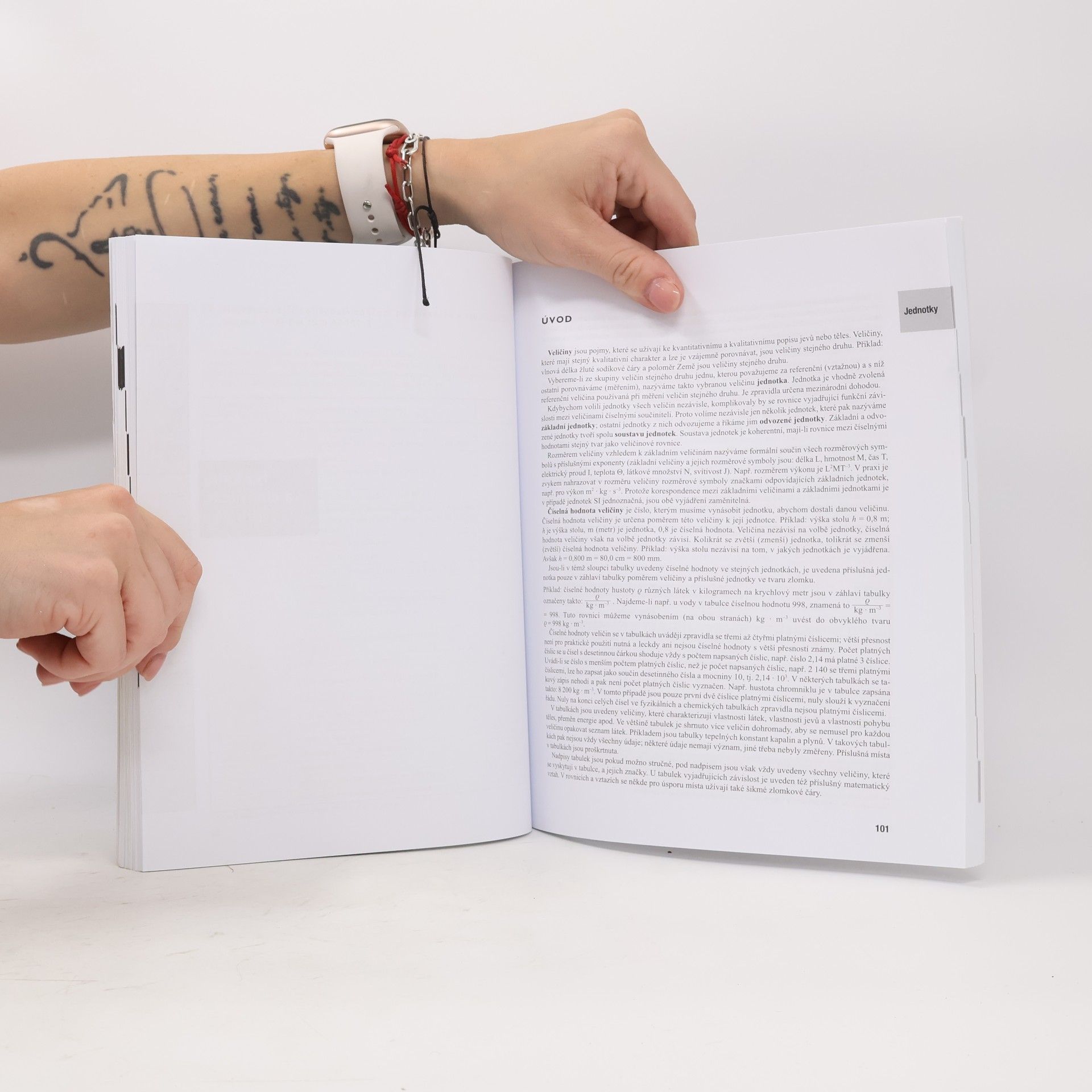 Jiří Mikulčák Matematické, fyzikální a chemické tabulky pro střední školy