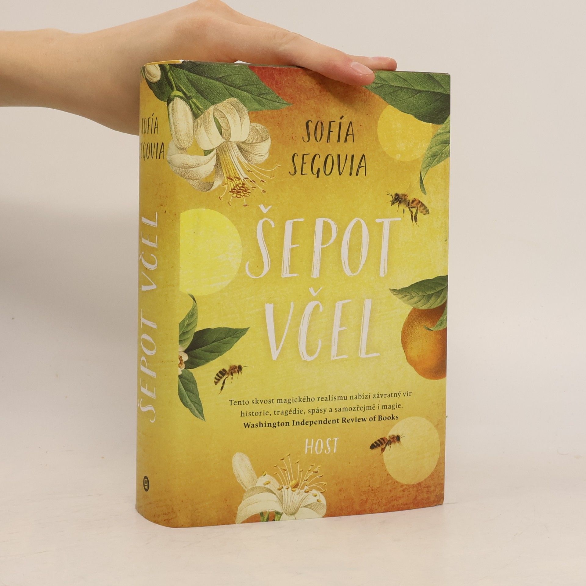 Sofía Segovia Šepot včel