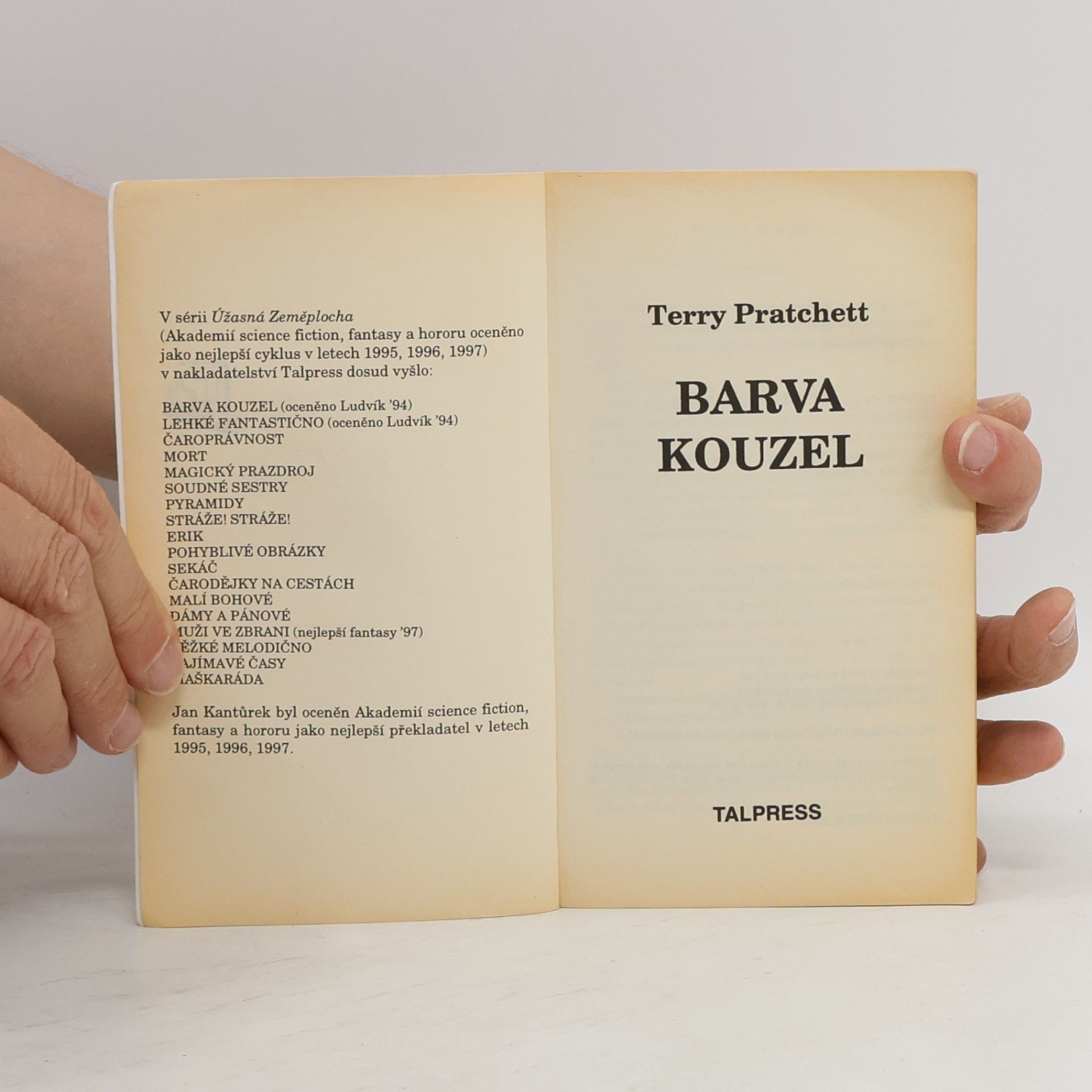 Terry Pratchett Barva kouzel