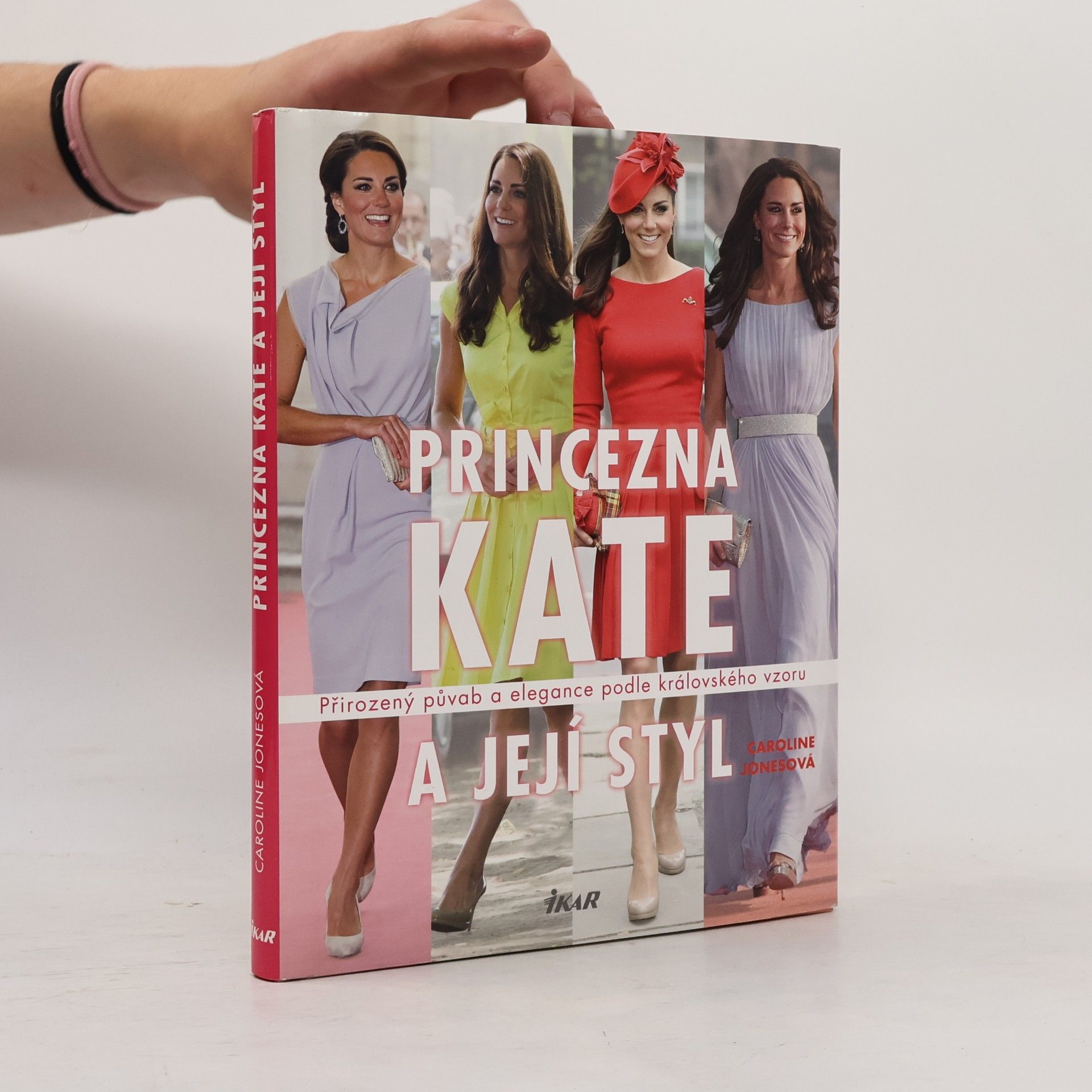 Caroline Jones Princezna Kate a její styl