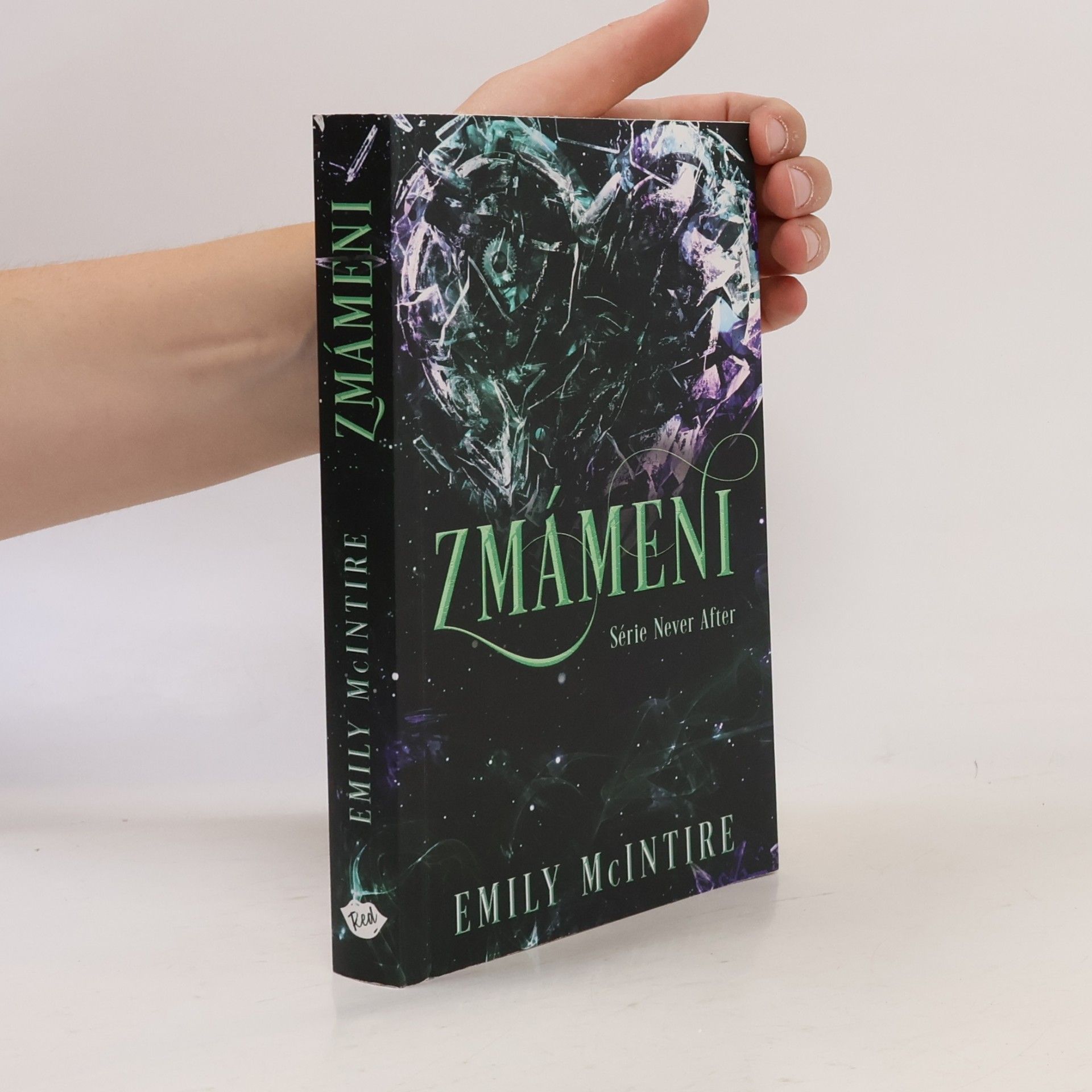 Emily McIntire Zmámeni