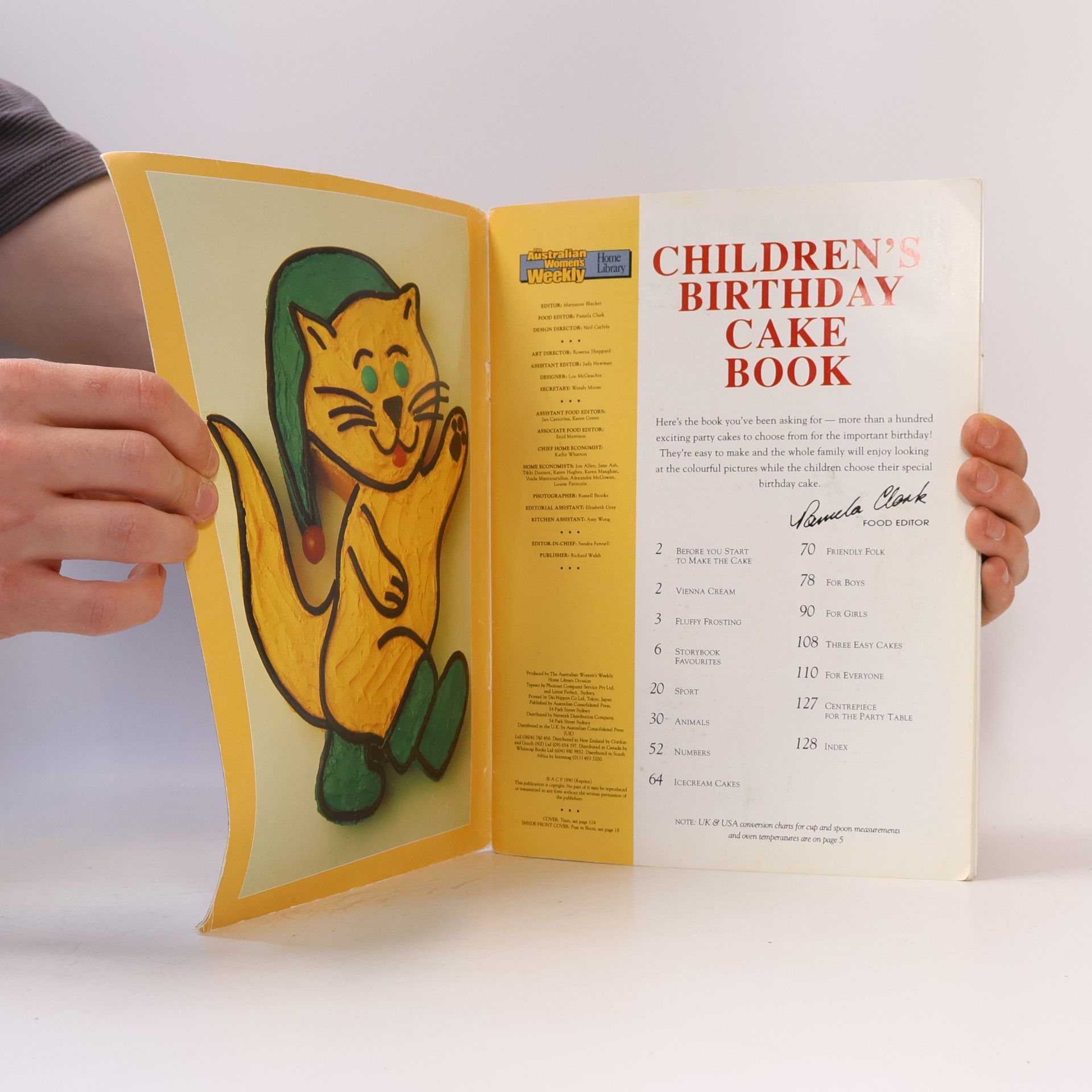 The Australian Women's Weekly The Australian Women's Weekly Home Library: Children's Birthday Cake Book