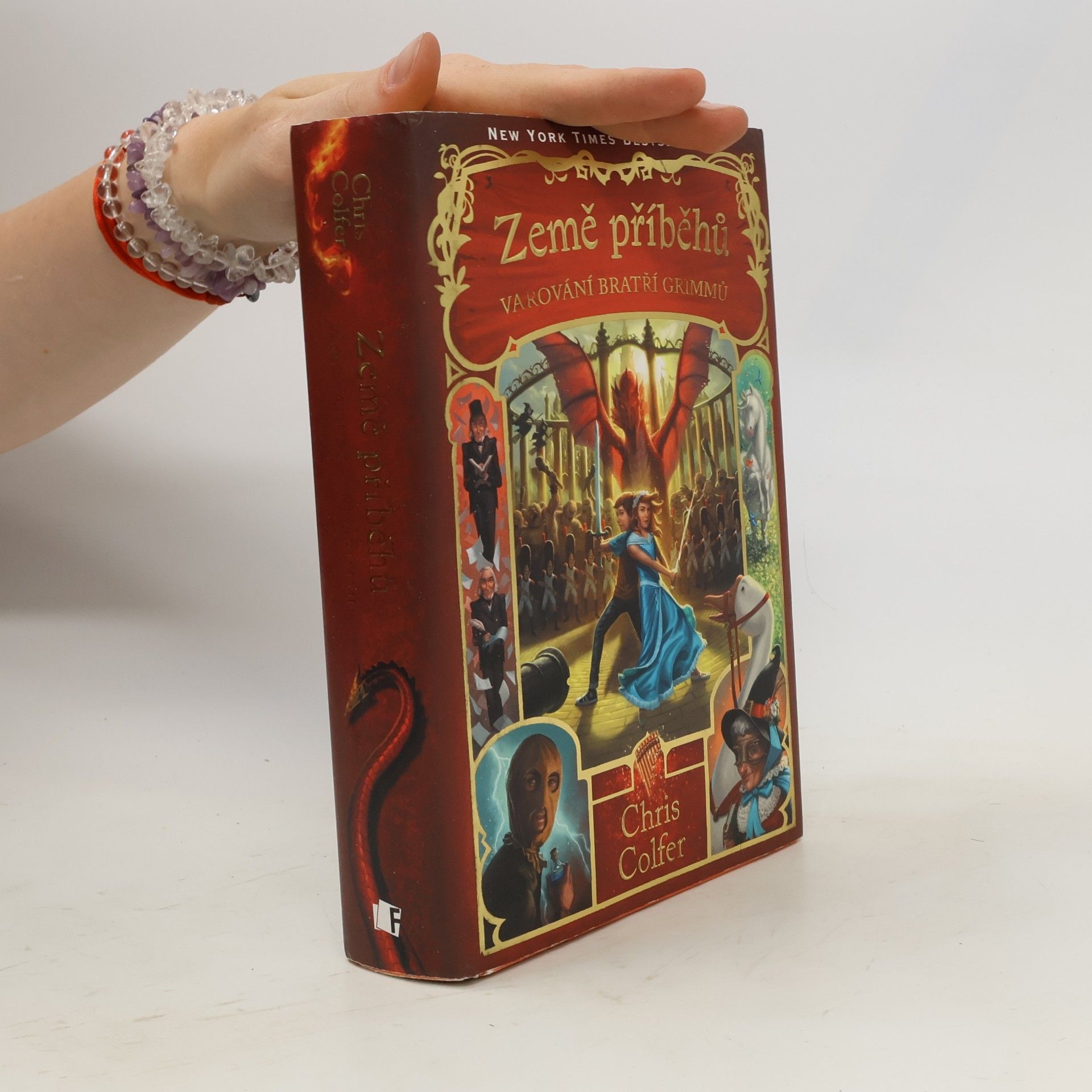 Chris Colfer Země příběhů. Varování bratří Grimmů