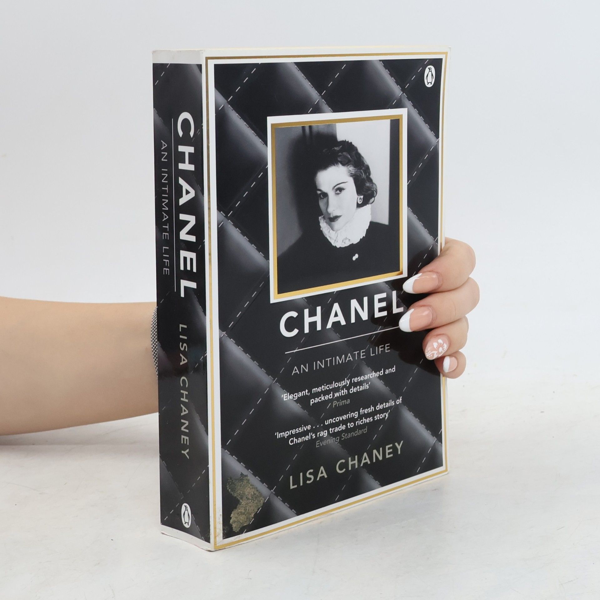 Lisa Chaney Chanel: An intimate life