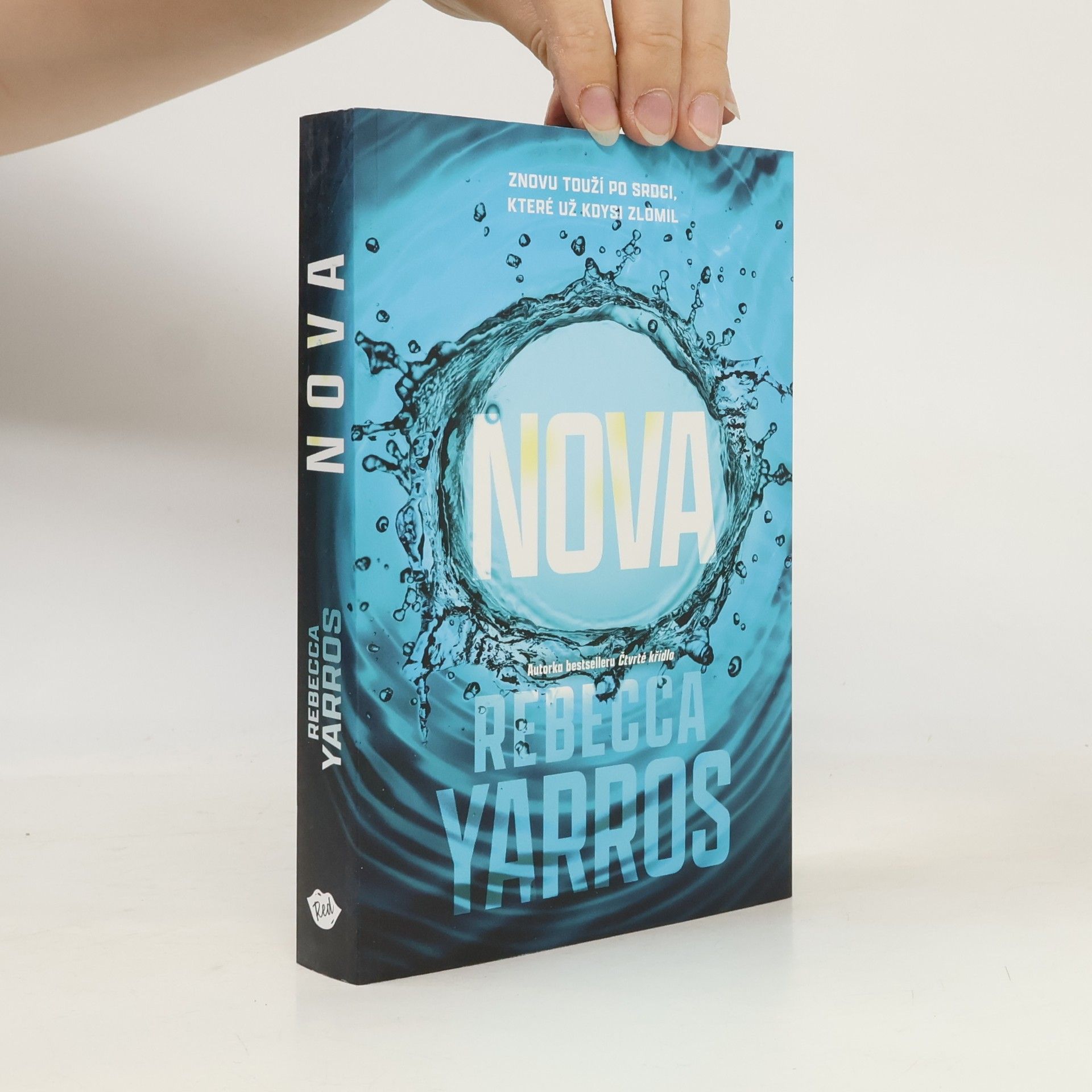 Rebecca Yarros Nova