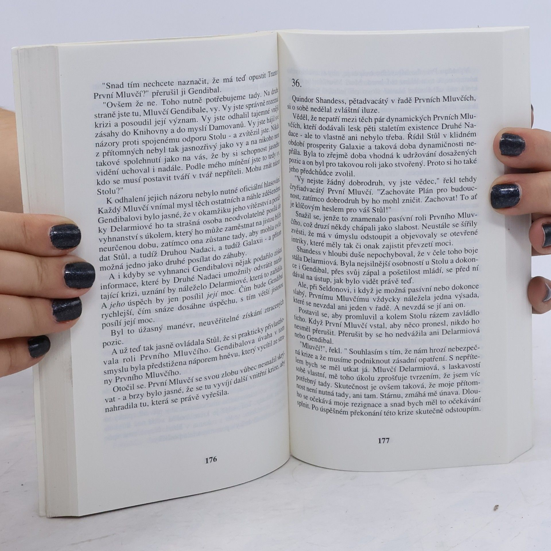 Isaac Asimov Nadace na hranicích