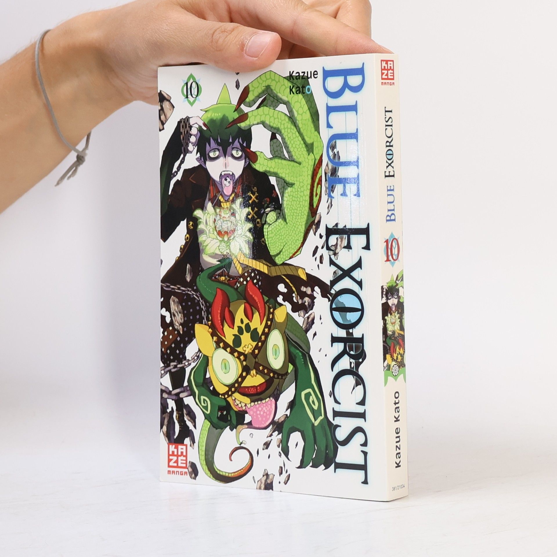 Kazue Katō Blue Exorcist 10