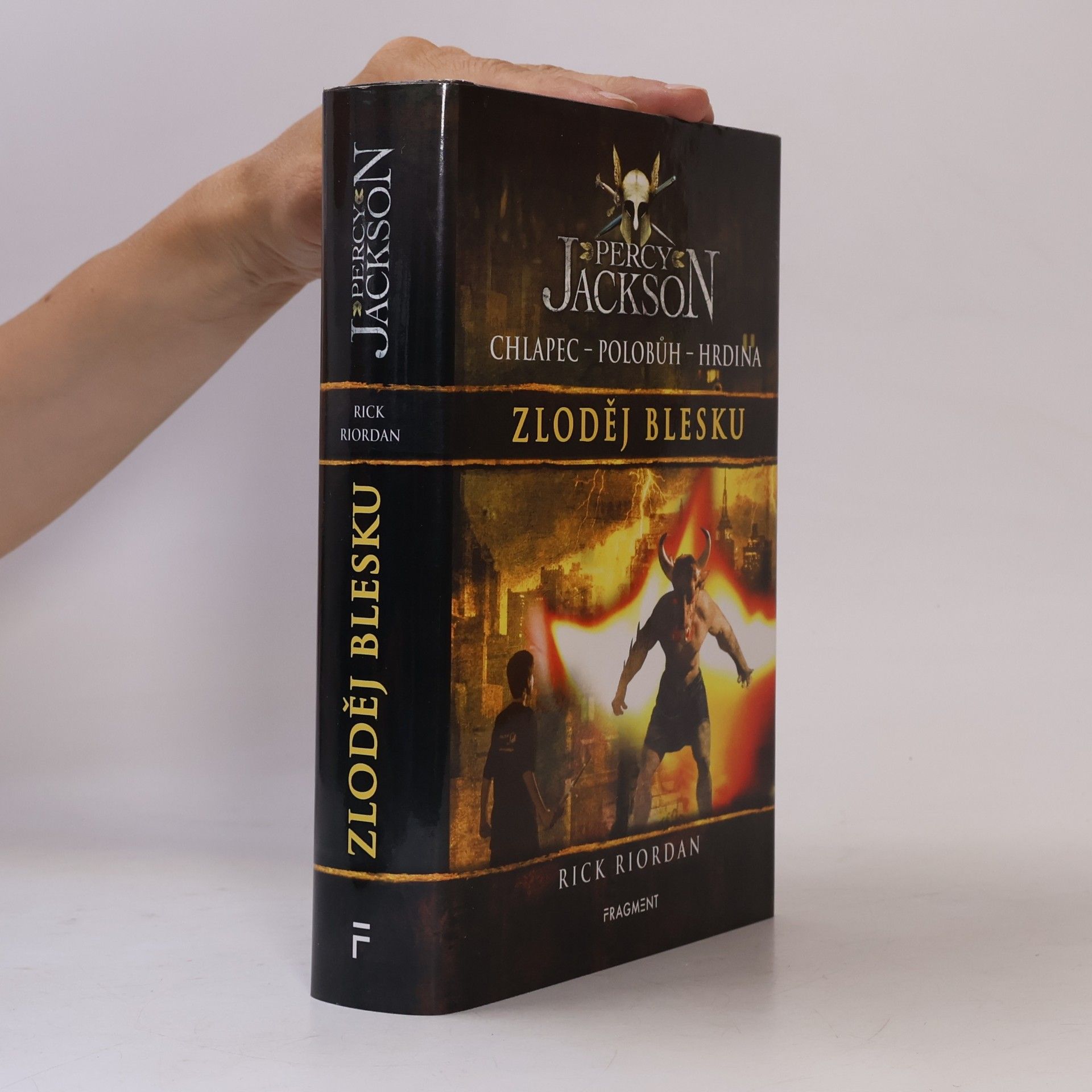 Rick Riordan Percy Jackson. Zloděj blesku