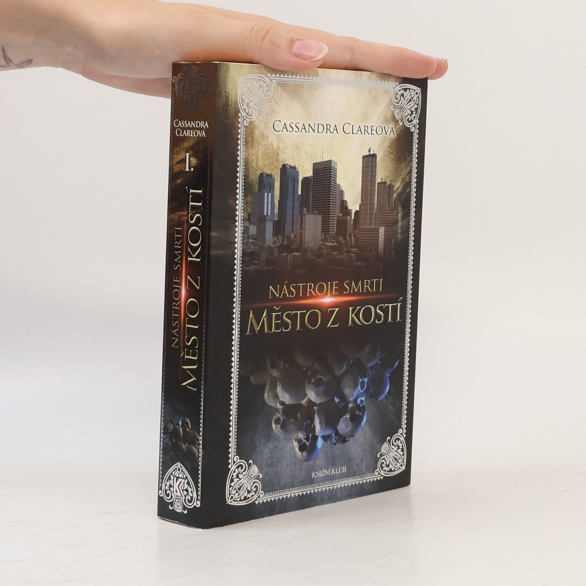 Cassandra Clare Nástroje smrti 1: Město z kostí