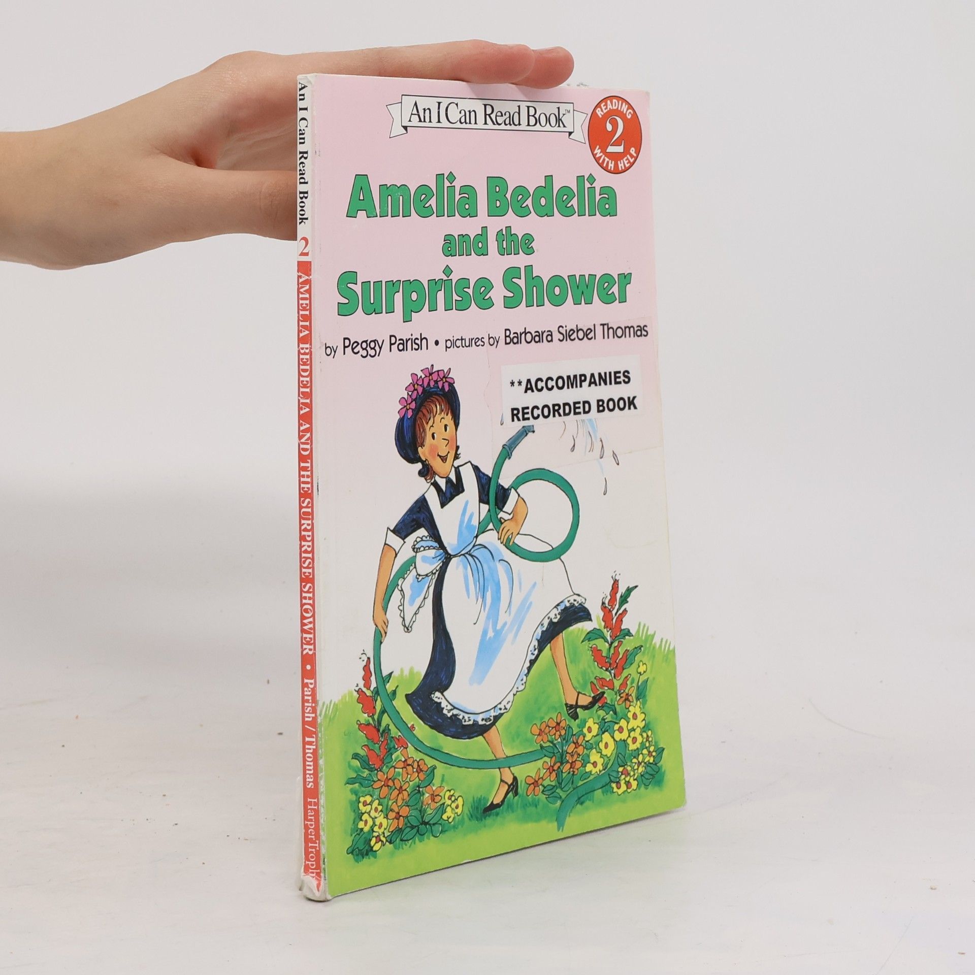 Wojciech Mann Amelia Bedelia and the Surprise Shower