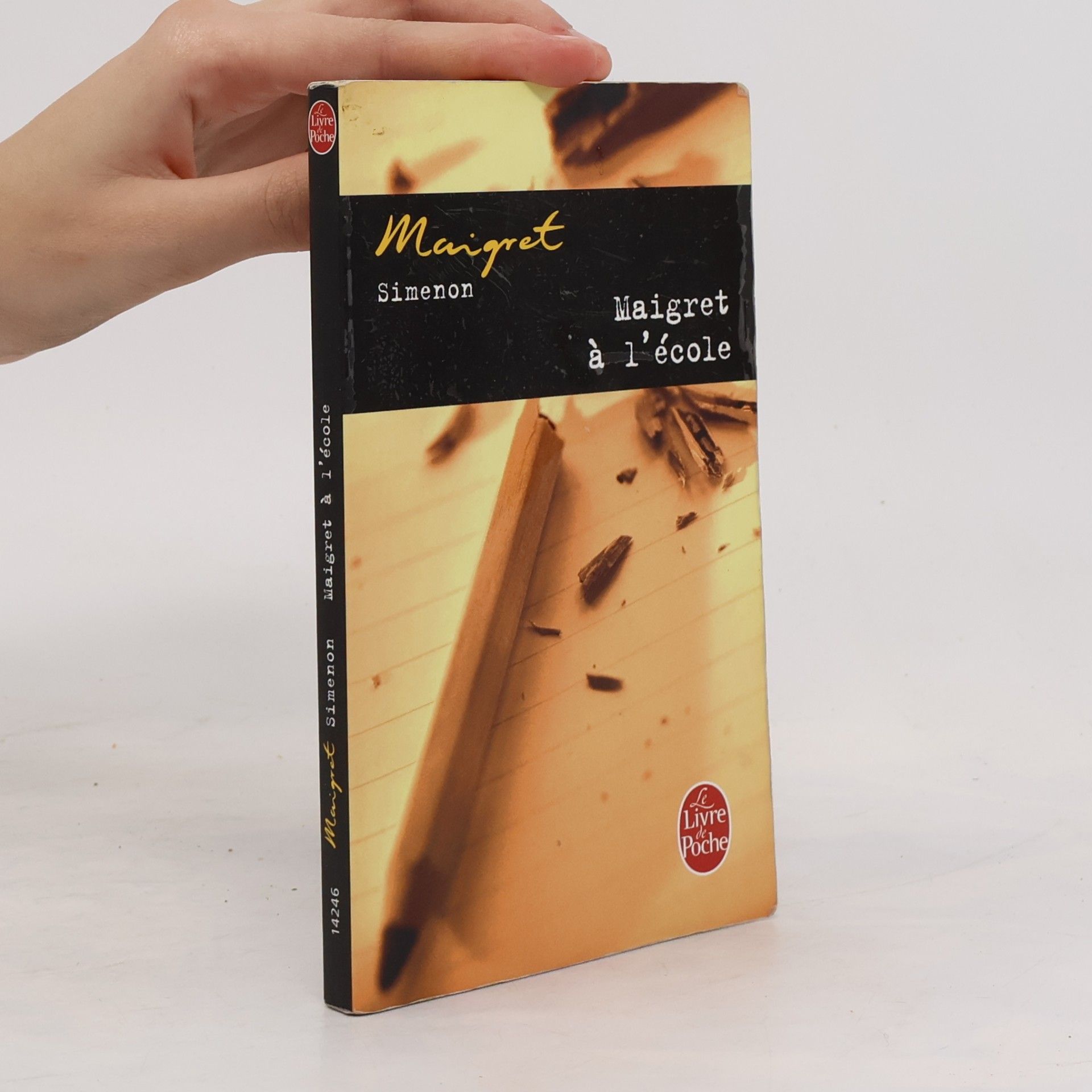 Georges Simenon Maigret á l'école