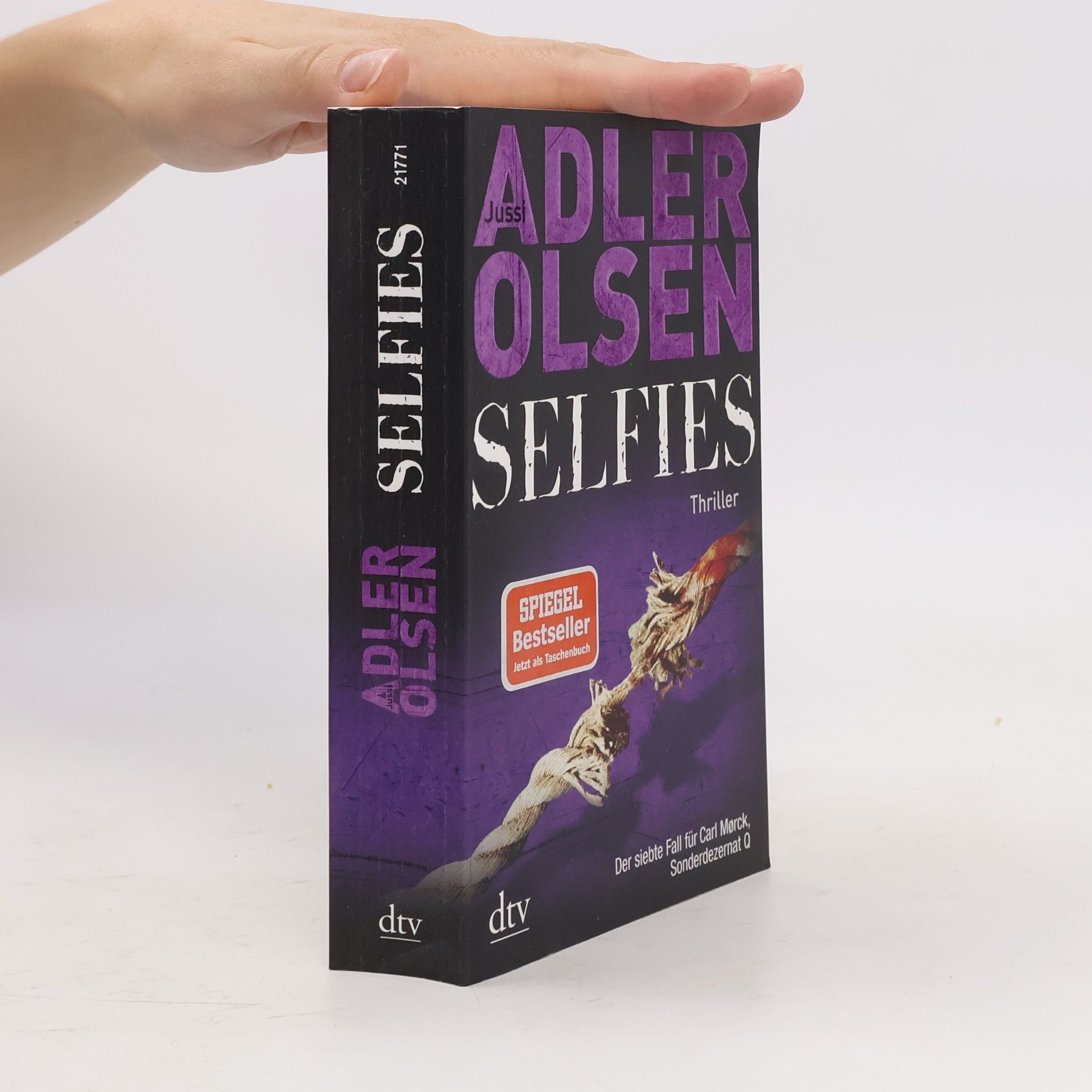 Jussi Adler Olsen Selfies