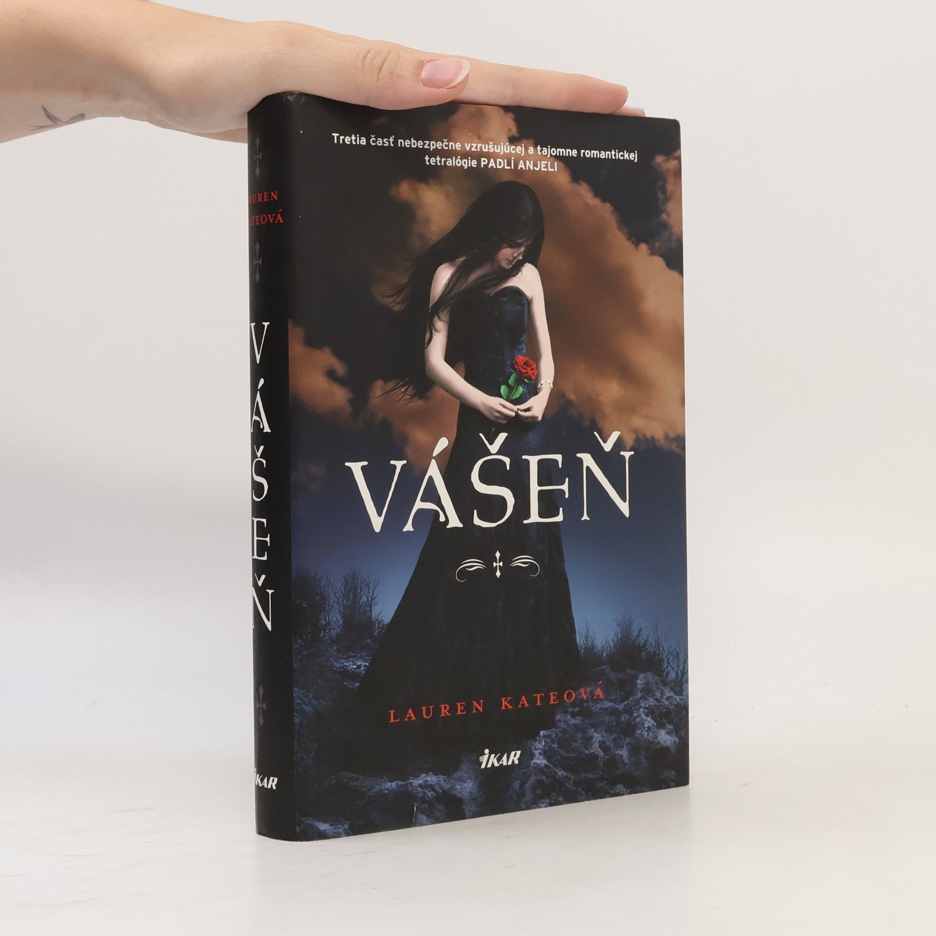 Lauren Kate Vášeň