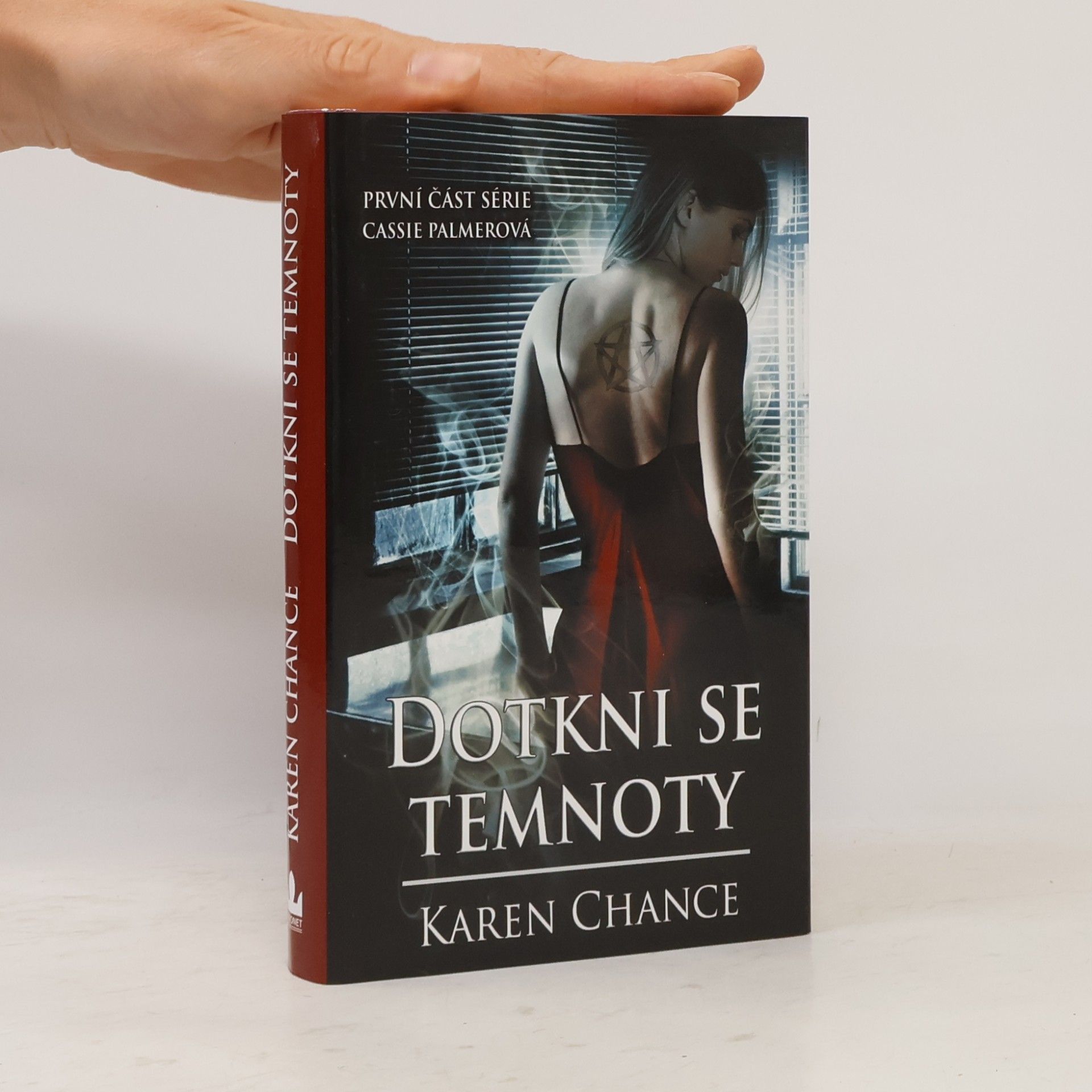 Karen Chance Dotkni se temnoty