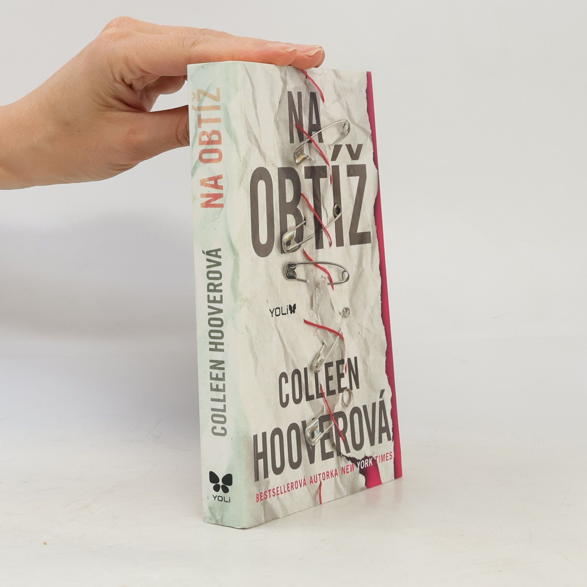 Colleen Hoover Na obtíž
