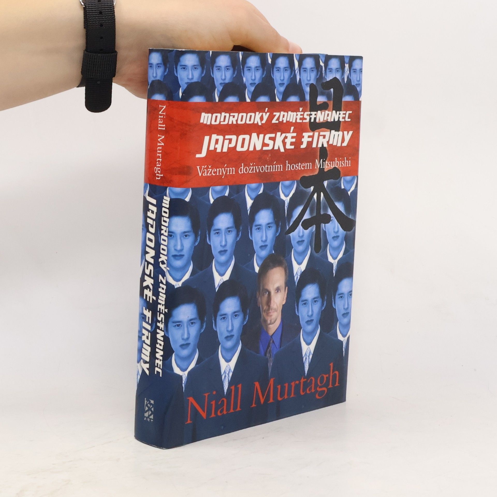 Niall Murtagh Modrooký zaměstnanec japonské firmy: Váženým doživotním hostem Mitsubishi