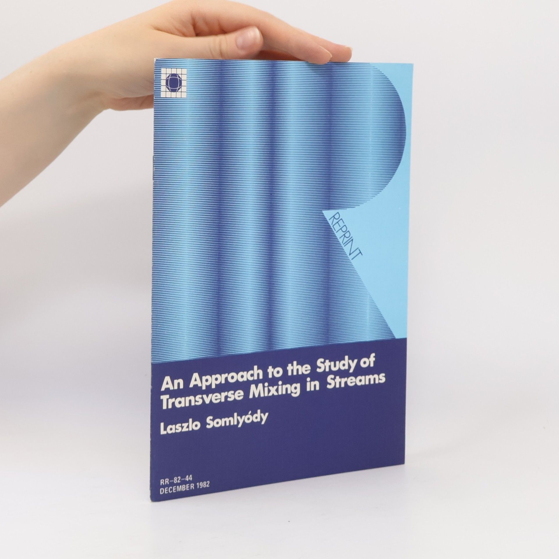 Laszlo Somlyody An Approach to the Study of Transverse Mixing in Streams