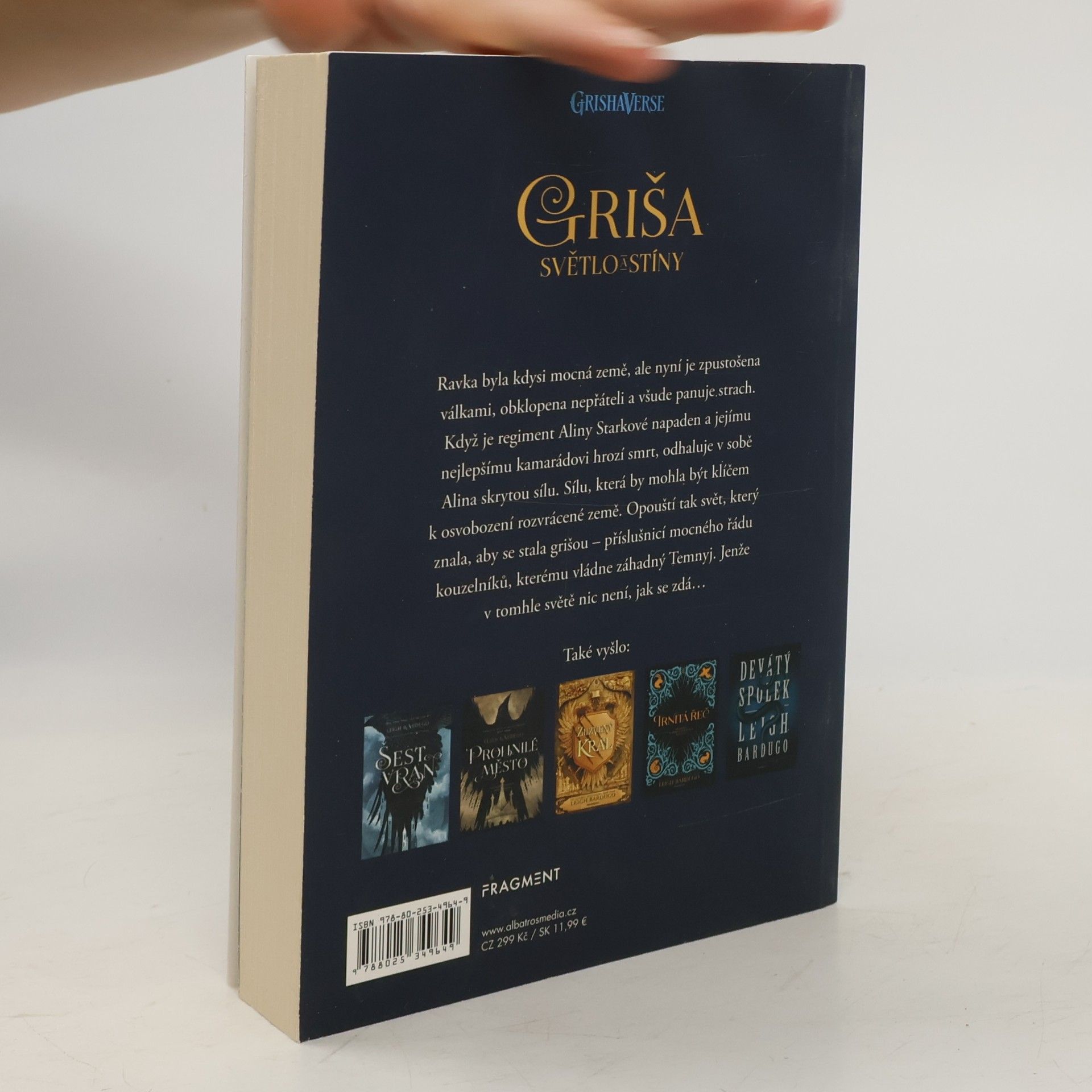 Leigh Bardugo Světlo a stíny