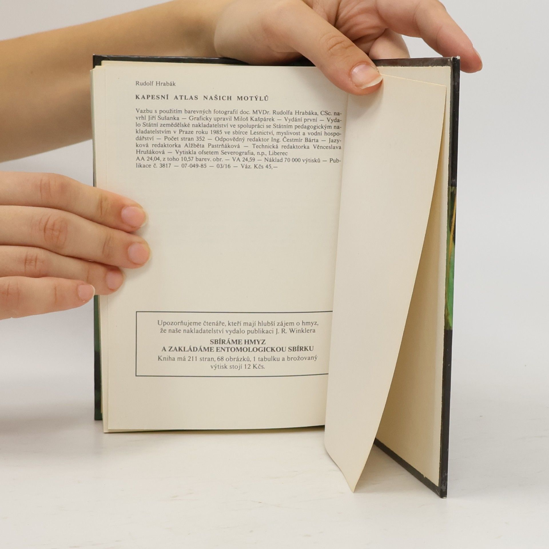 Rudolf Hrabák Kapesní atlas našich motýlů