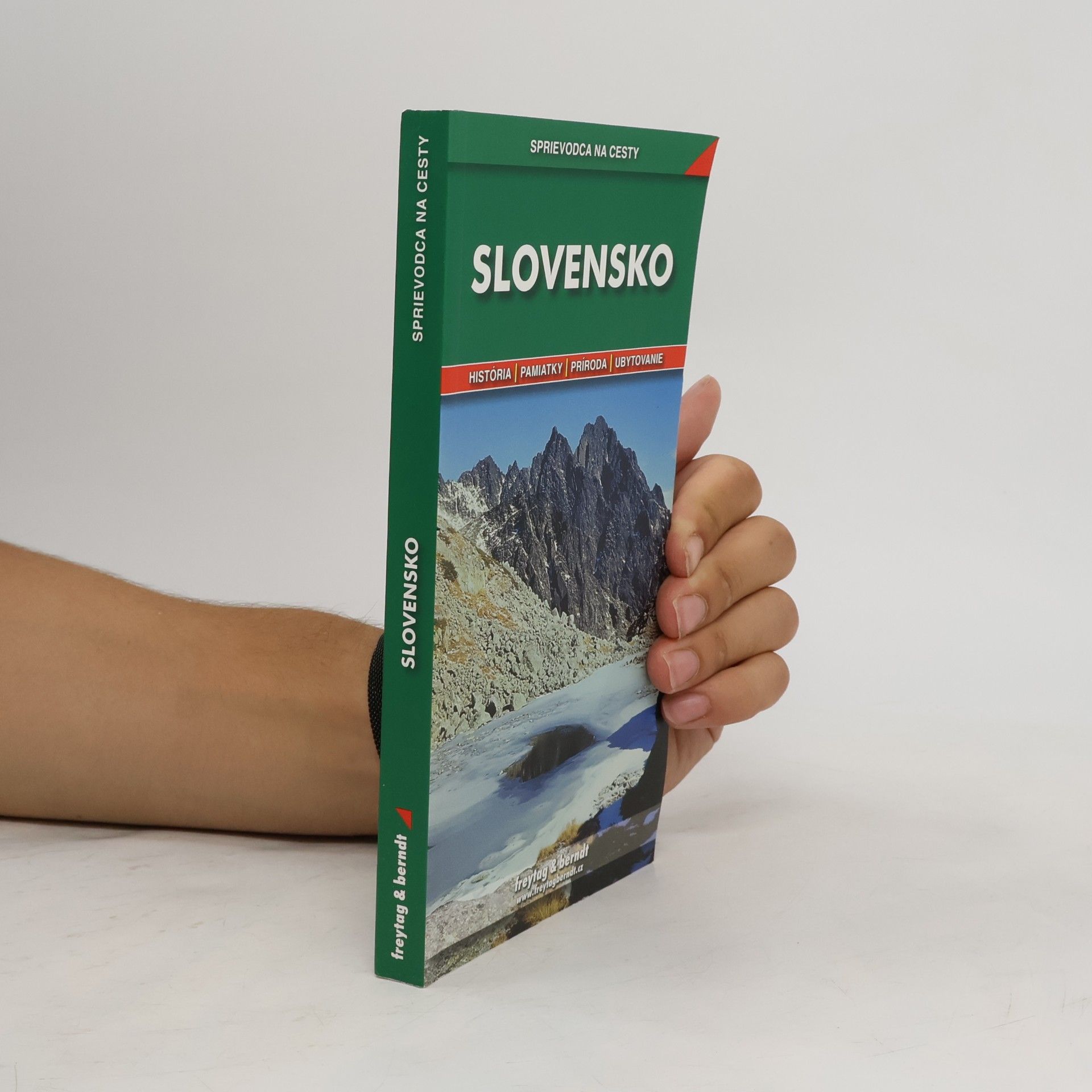 Iva Bártová Slovensko: história, pamiatky, príroda, ubytovanie
