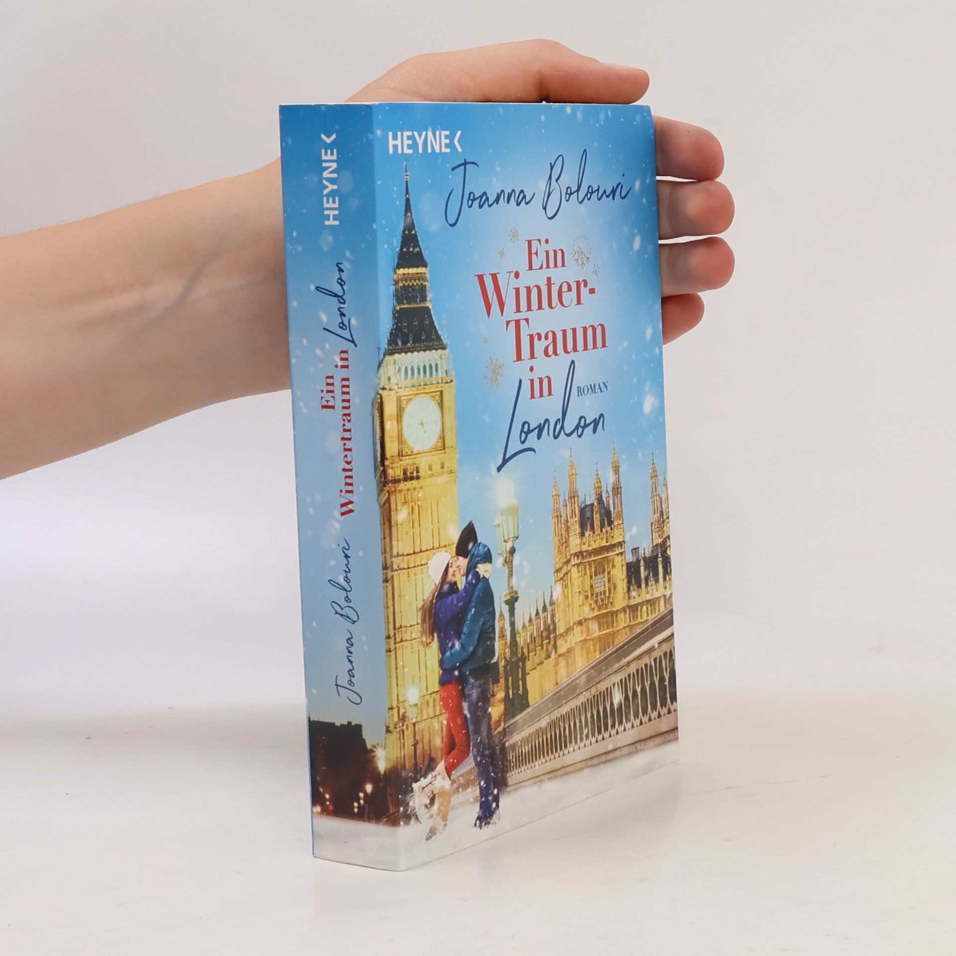 Joanna Bolouri Ein Wintertraum in London