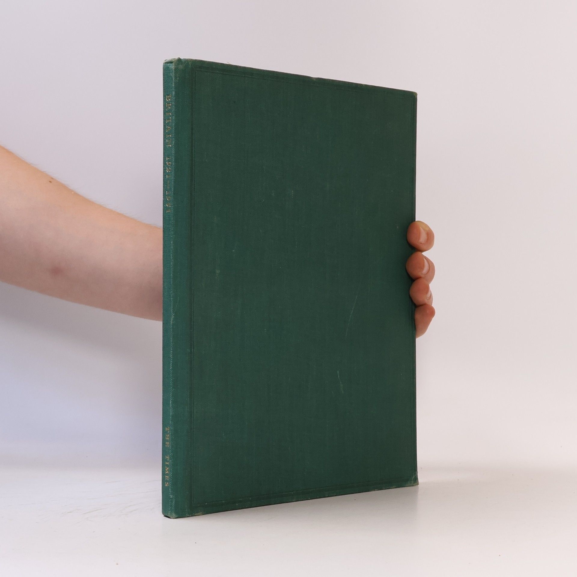 Various authors Britain 1921-1951: A Photographic Survey