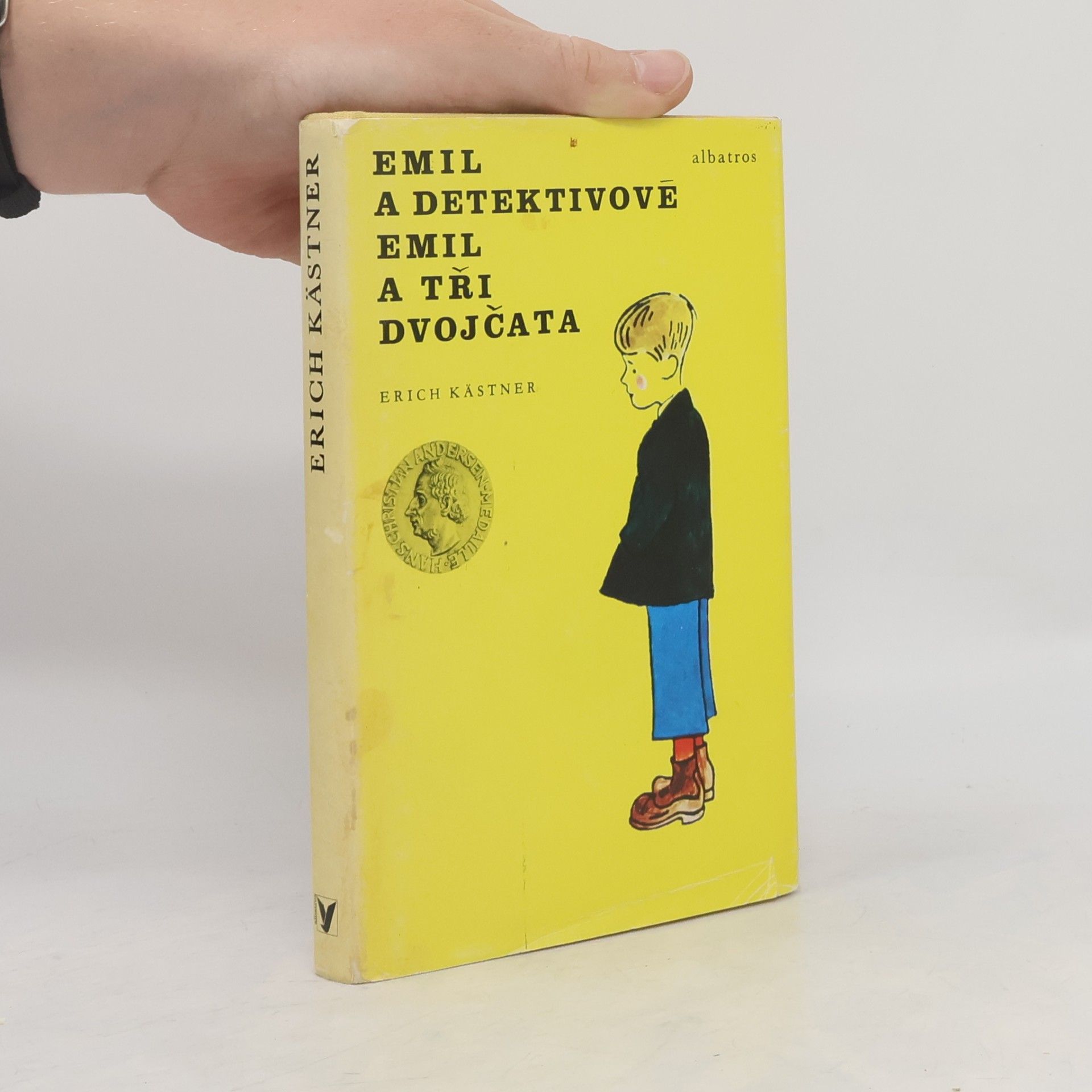 Erich Kästner Emil a detektivové. Emil a tři dvojčata