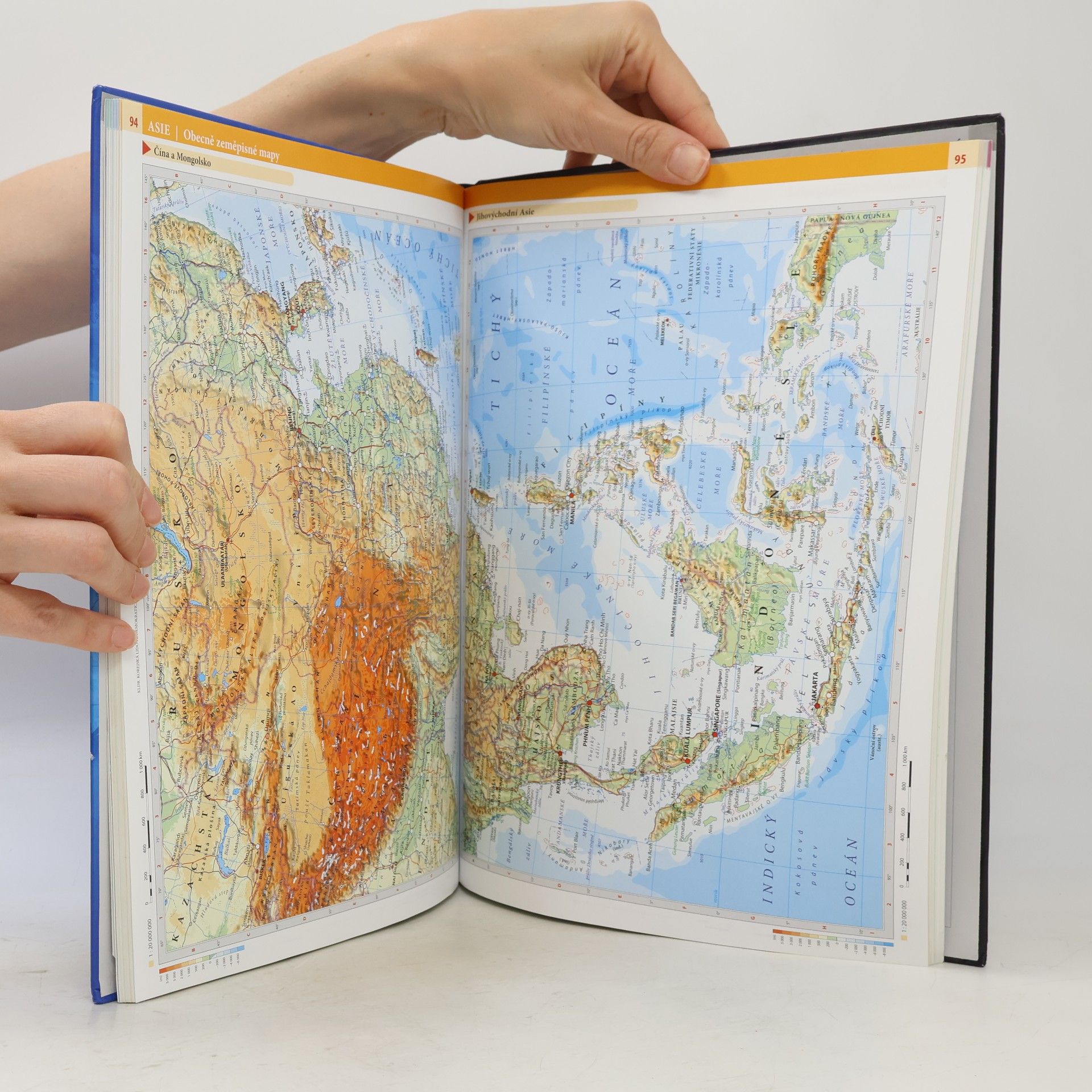 Kolektiv autorů Školní atlas světa