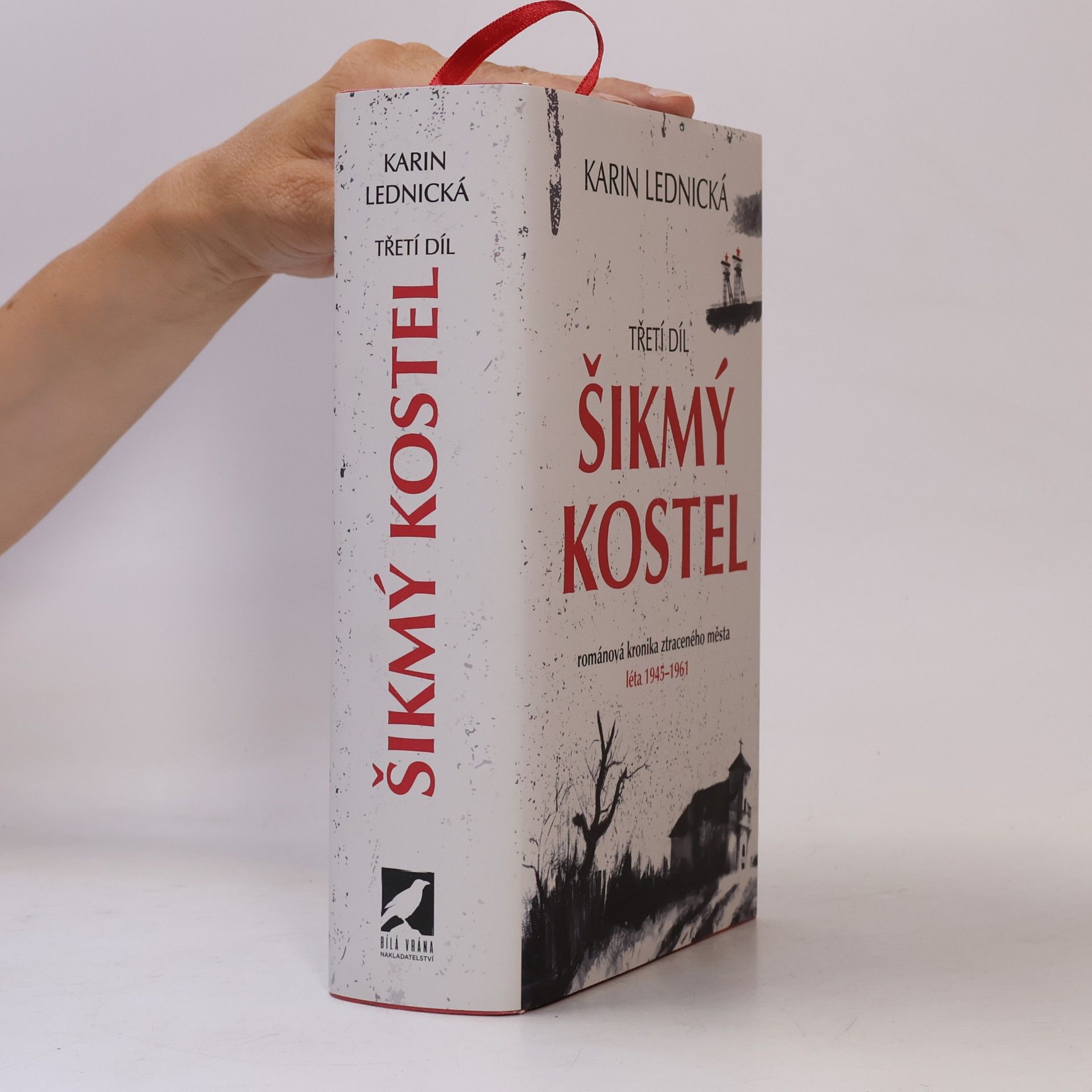 Karin Lednická Šikmý kostel 3