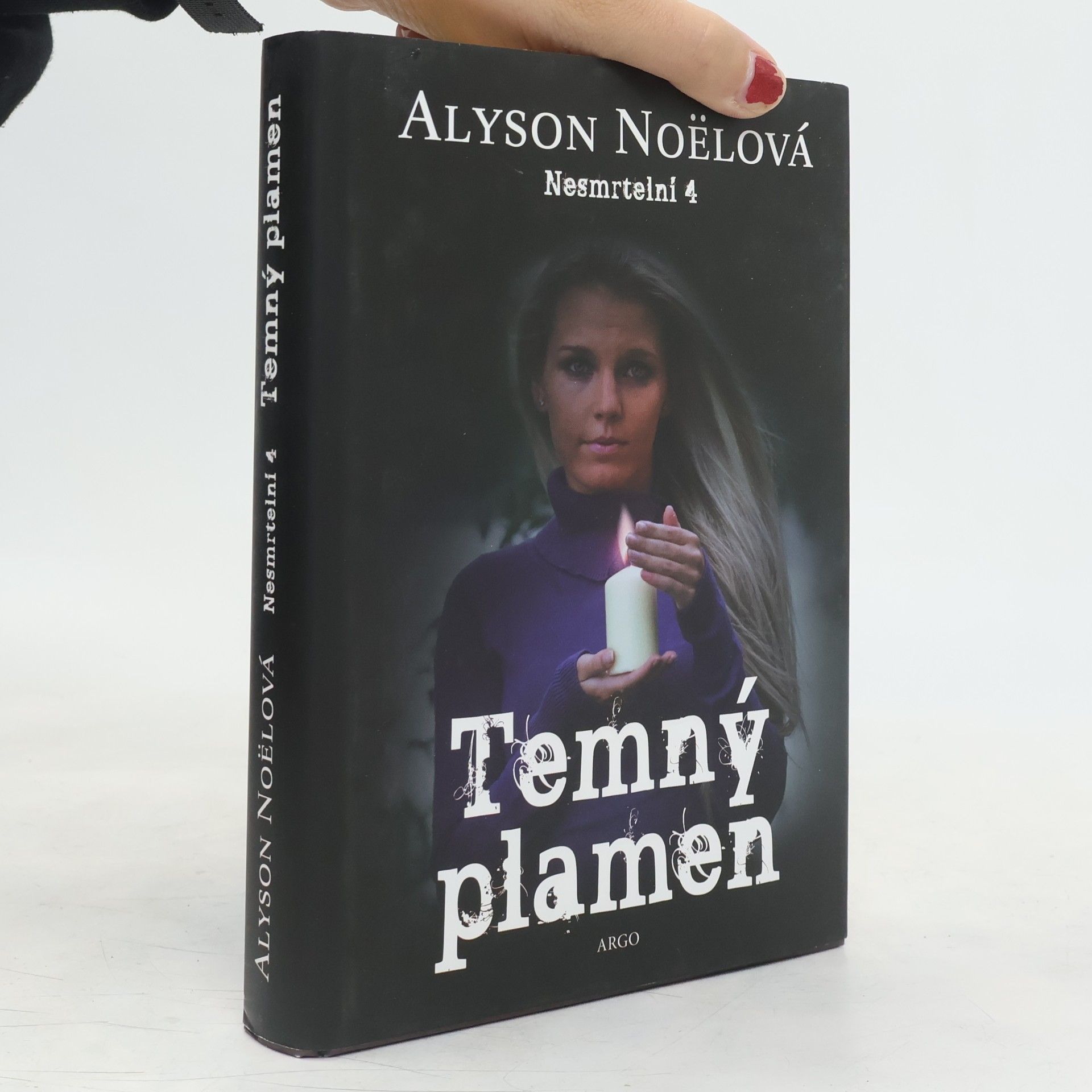 Alyson Noël Nesmrtelní. 4, Temný plamen
