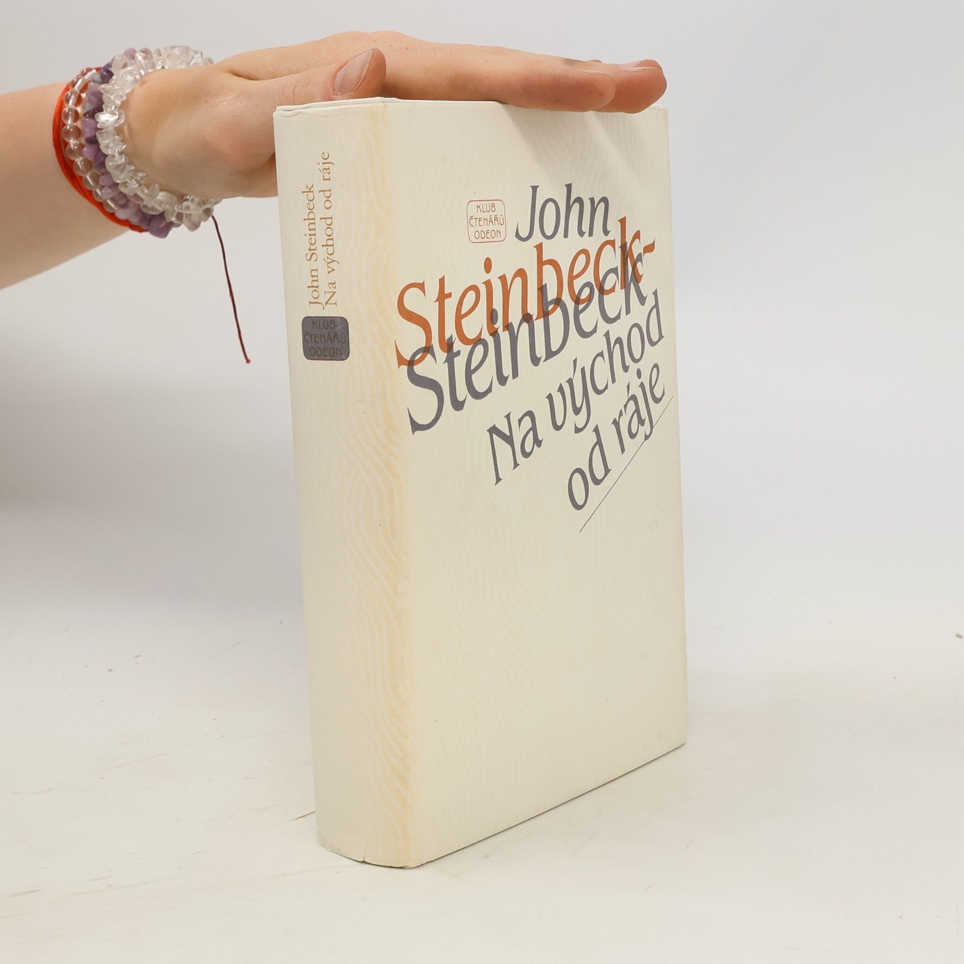 John Steinbeck Na východ od ráje