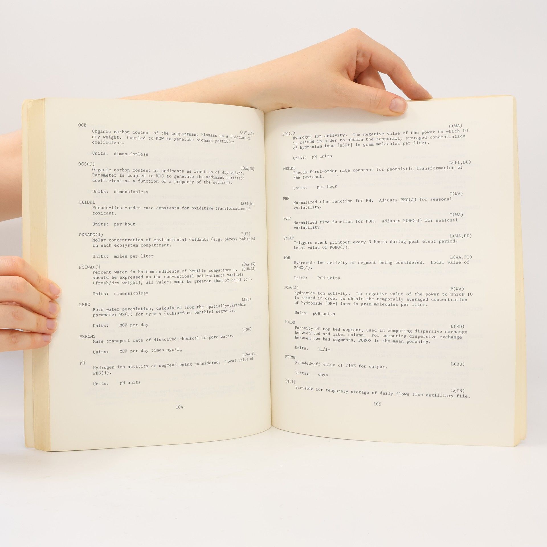 Autorenkollektiv User's Manual for the Chemical Transport and Fate Model