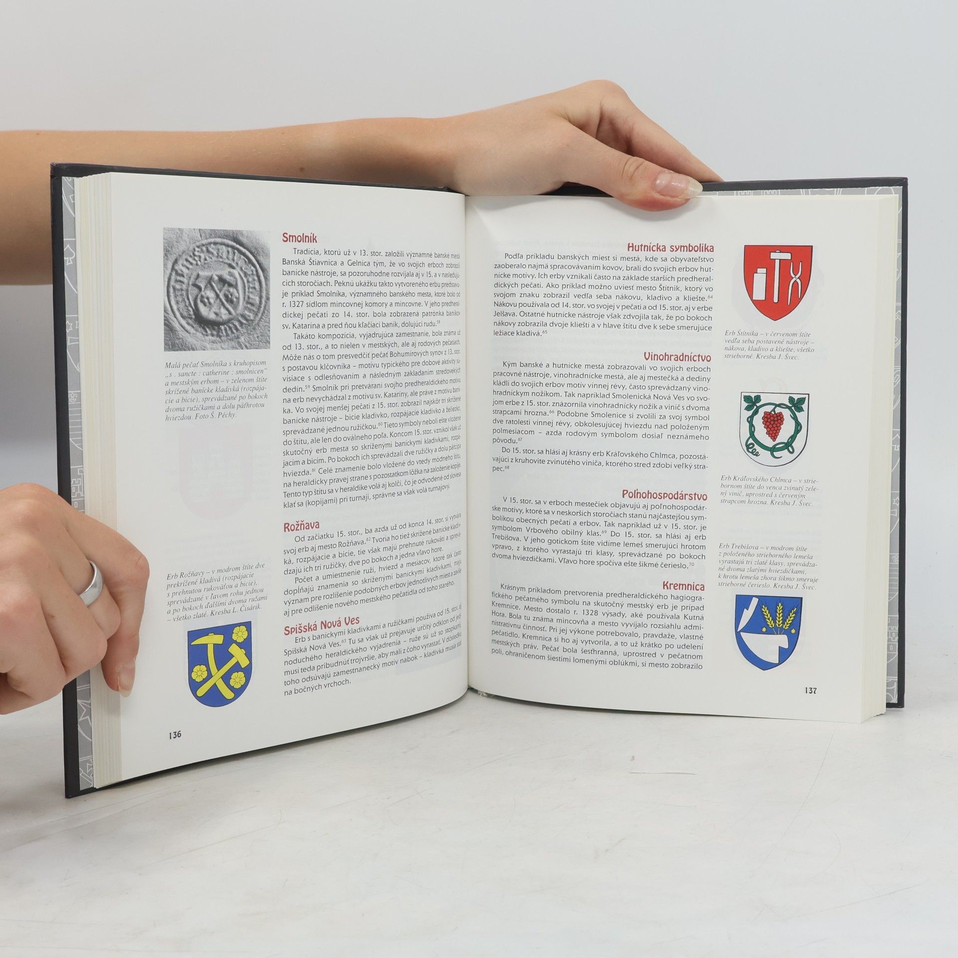 Ladislav Vrtel̕ Osem storočí slovenskej heraldiky = Eight centuries of Slovak heraldry