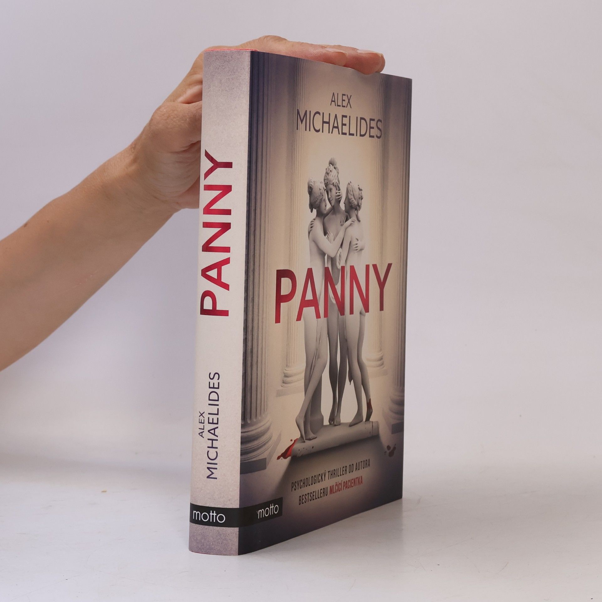Alex Michaelides Panny