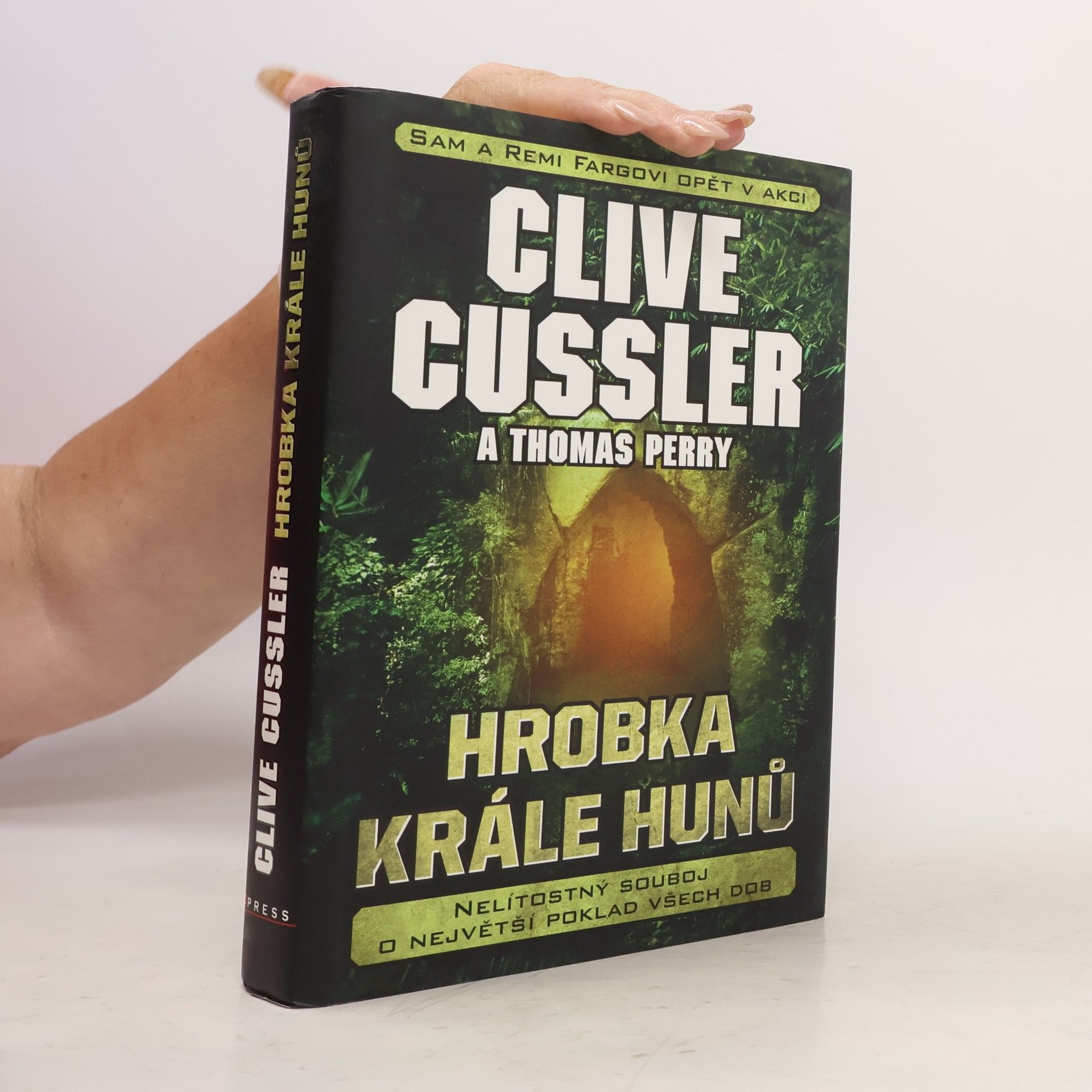 Clive Cussler Hrobka krále Hunů