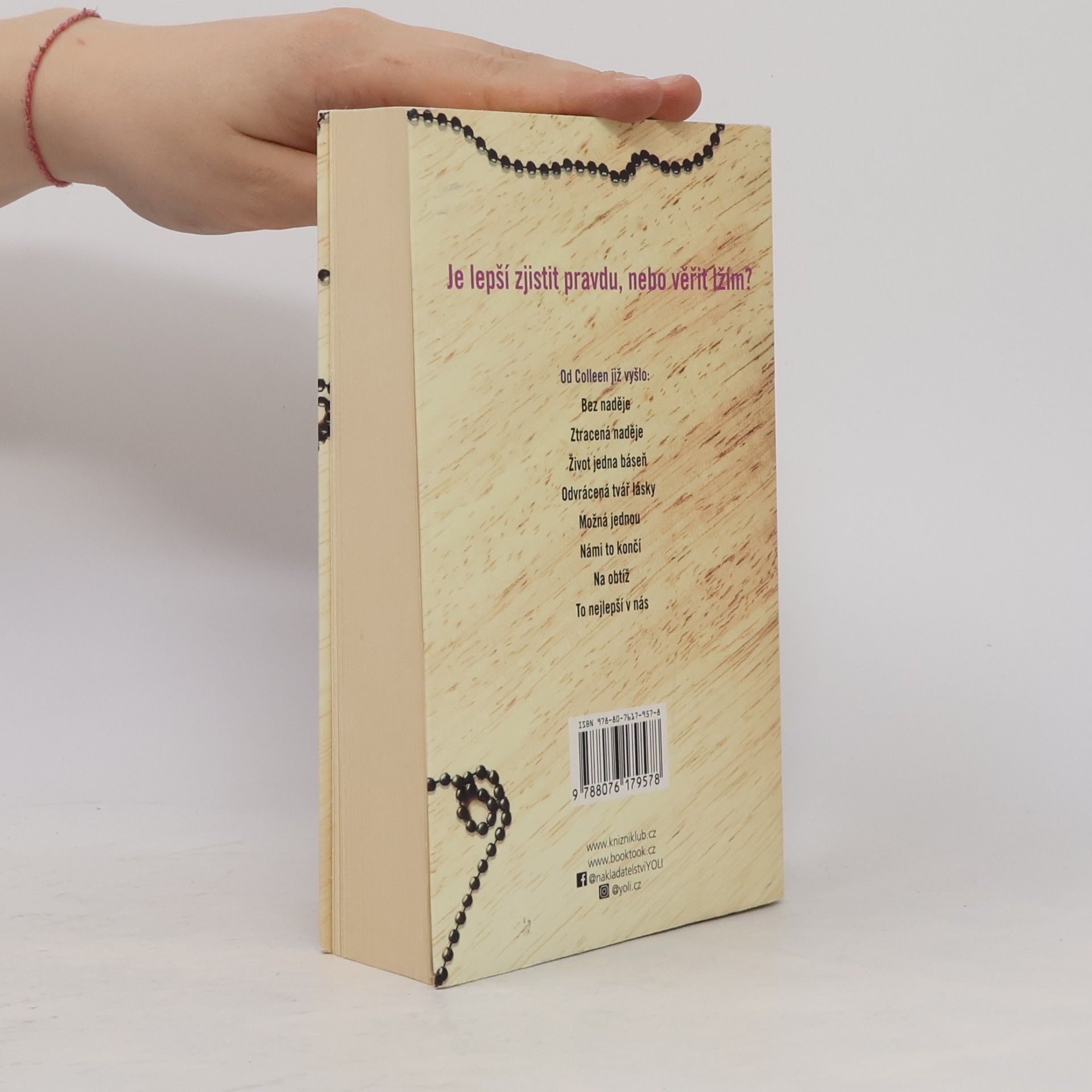 Colleen Hoover Bez naděje