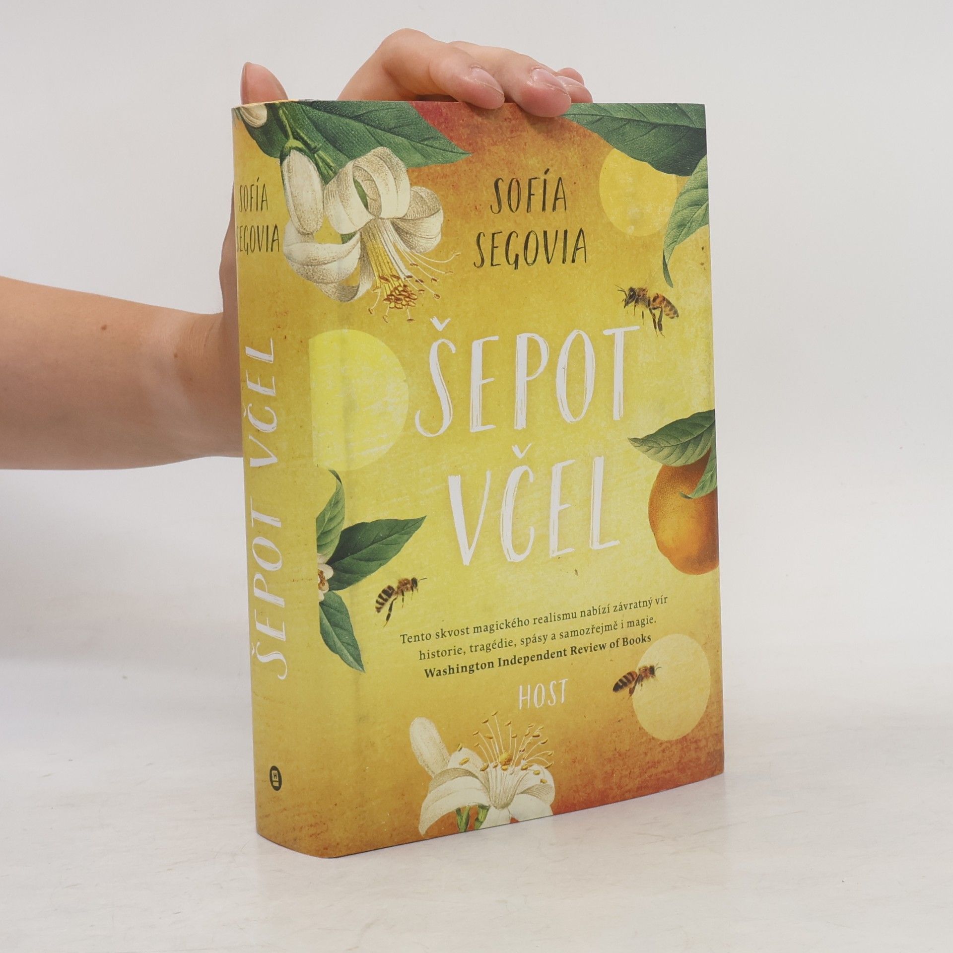Sofía Segovia Šepot včel