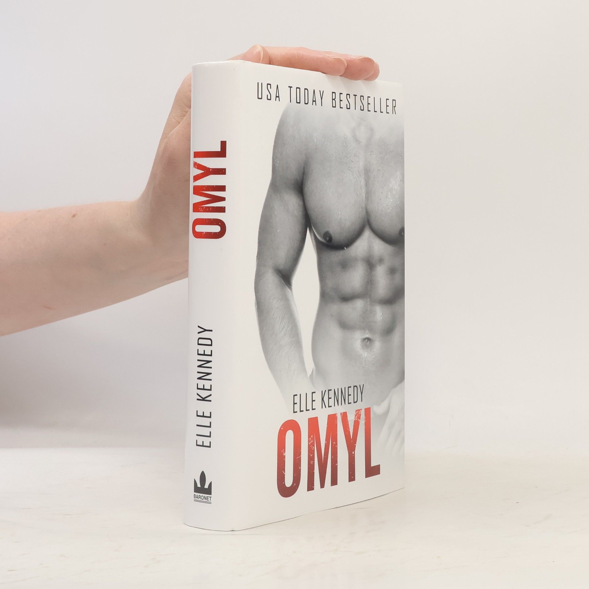 Elle Kennedy Omyl